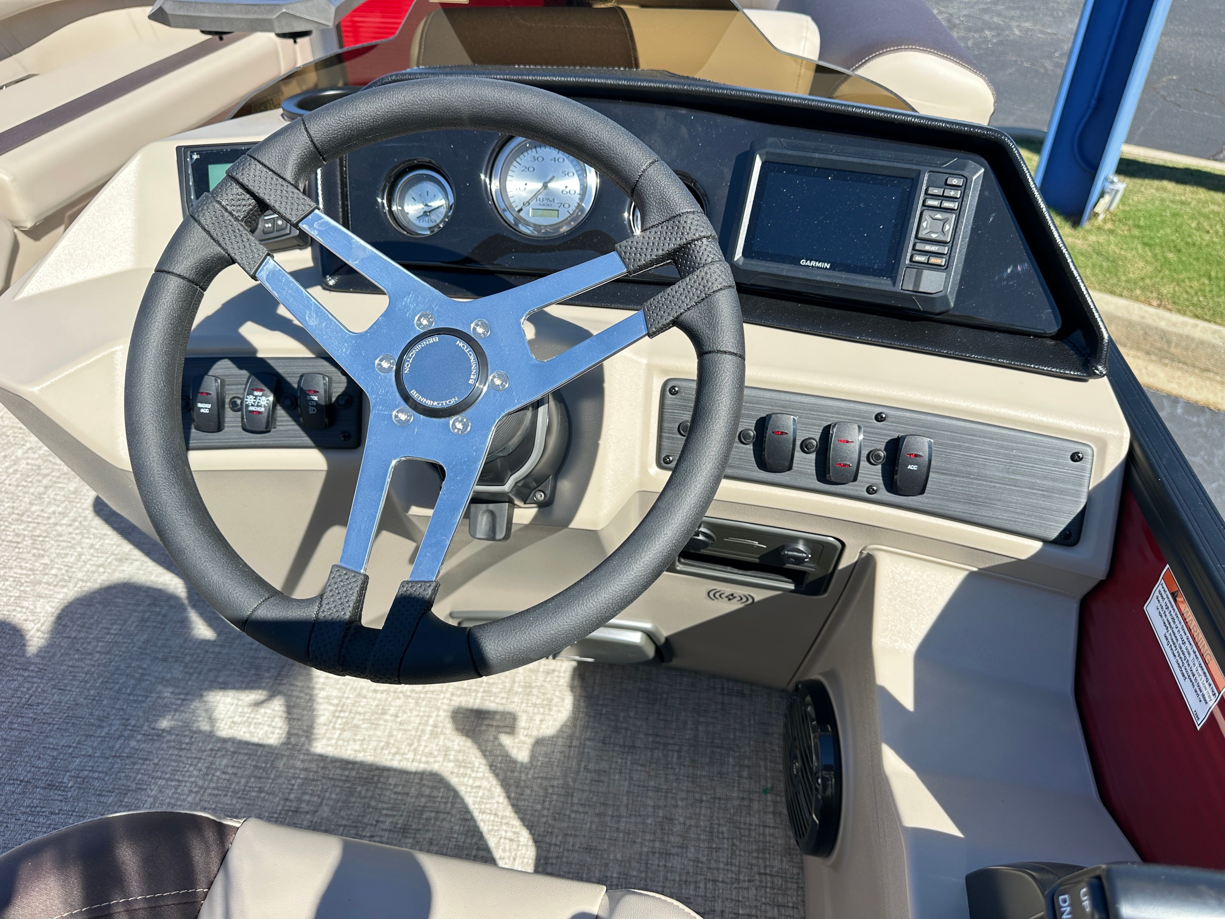 2026 Bennington 22SSR Image Thumbnail #11