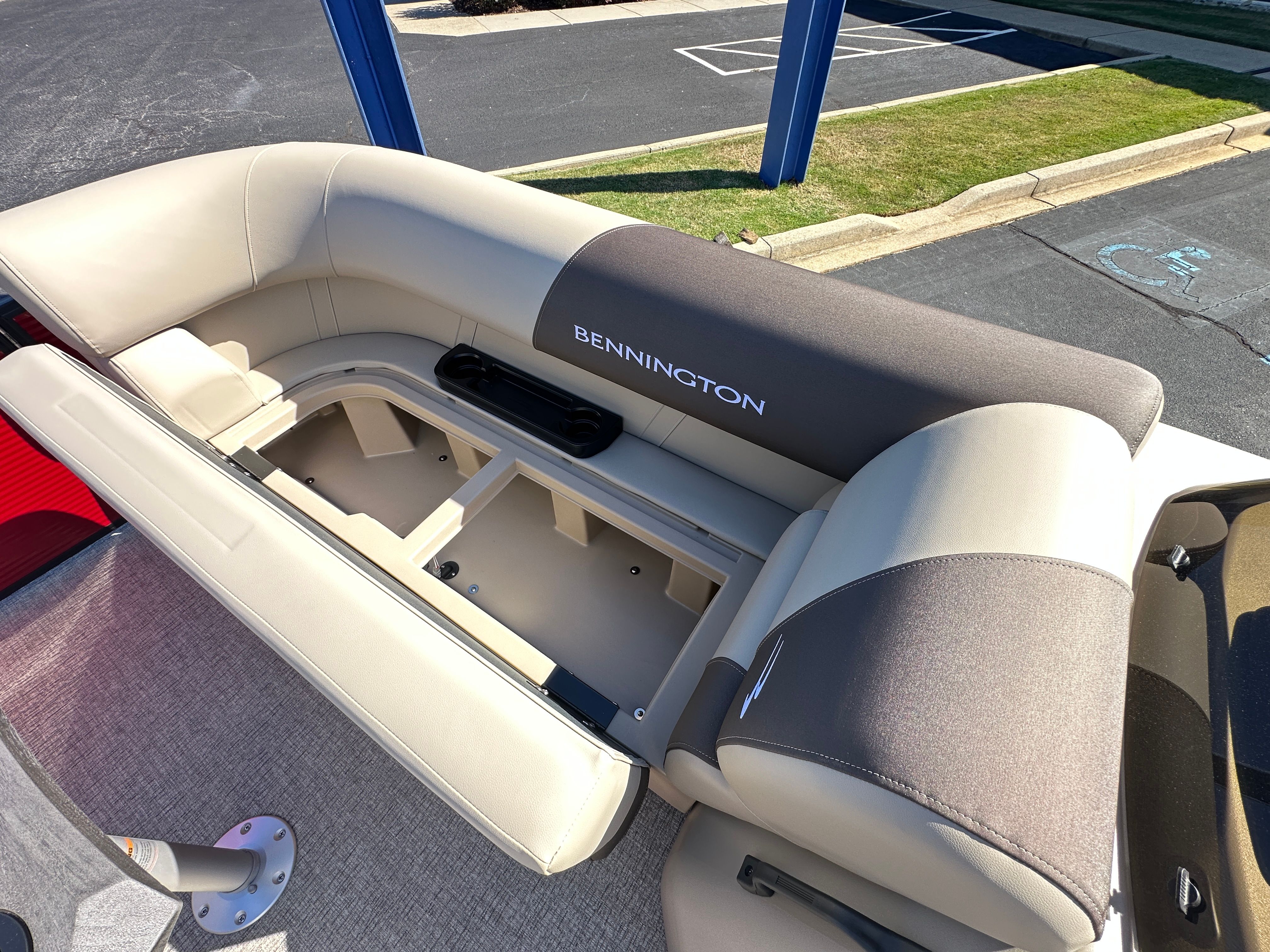 2026 Bennington 22SSR Image Thumbnail #8