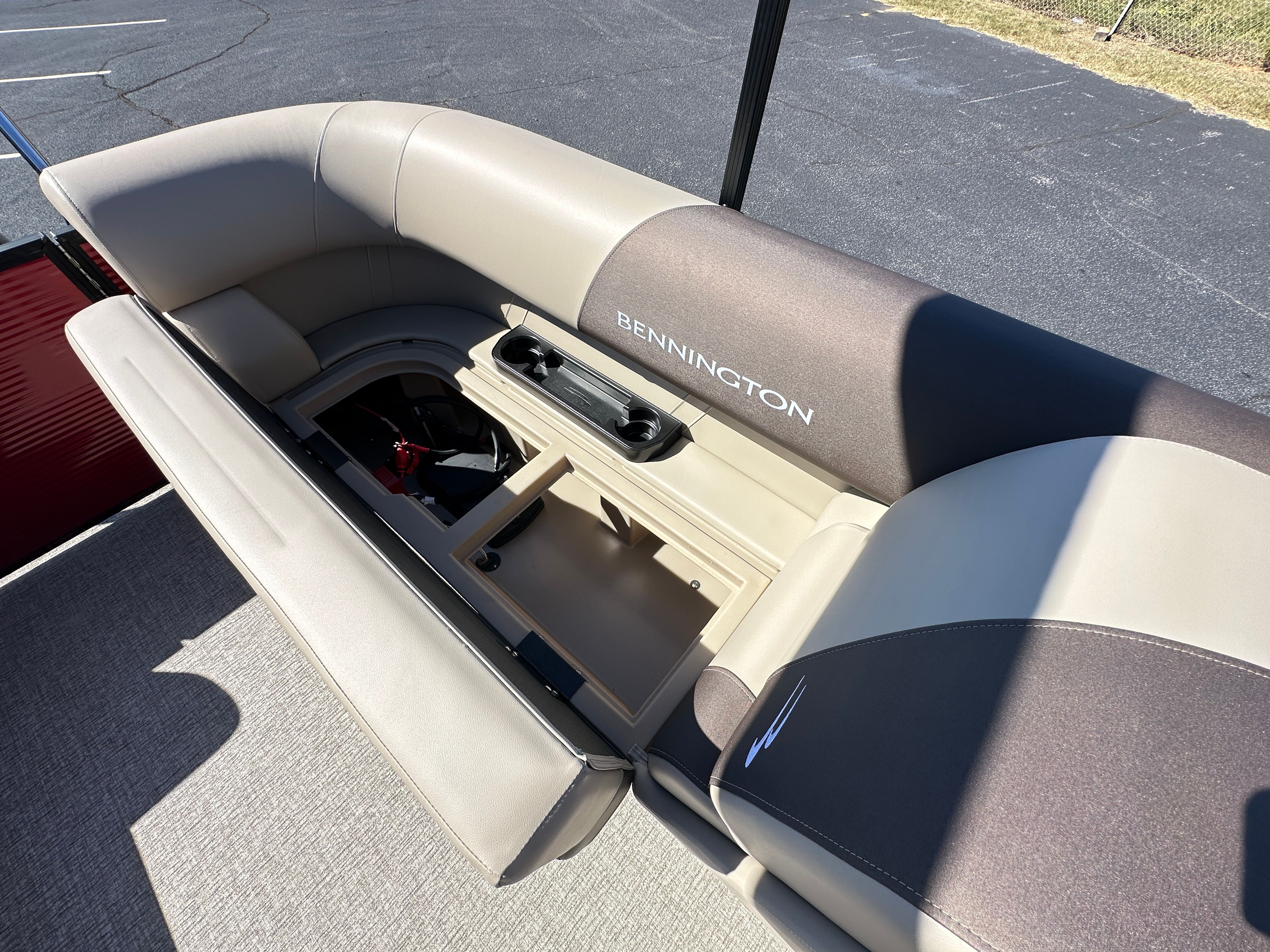 2026 Bennington 22SSR Image Thumbnail #19