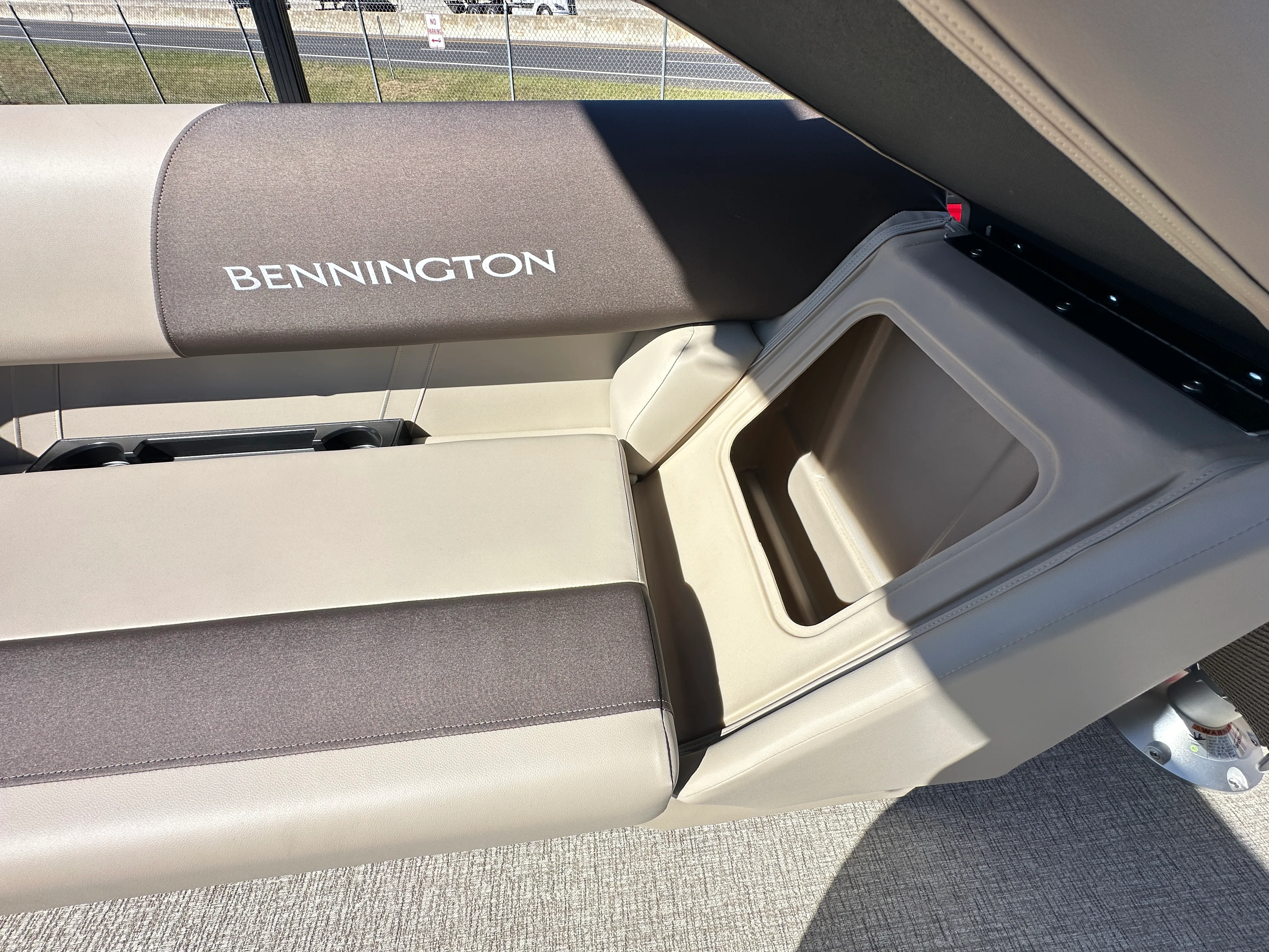 2026 Bennington 22SSR Image Thumbnail #20