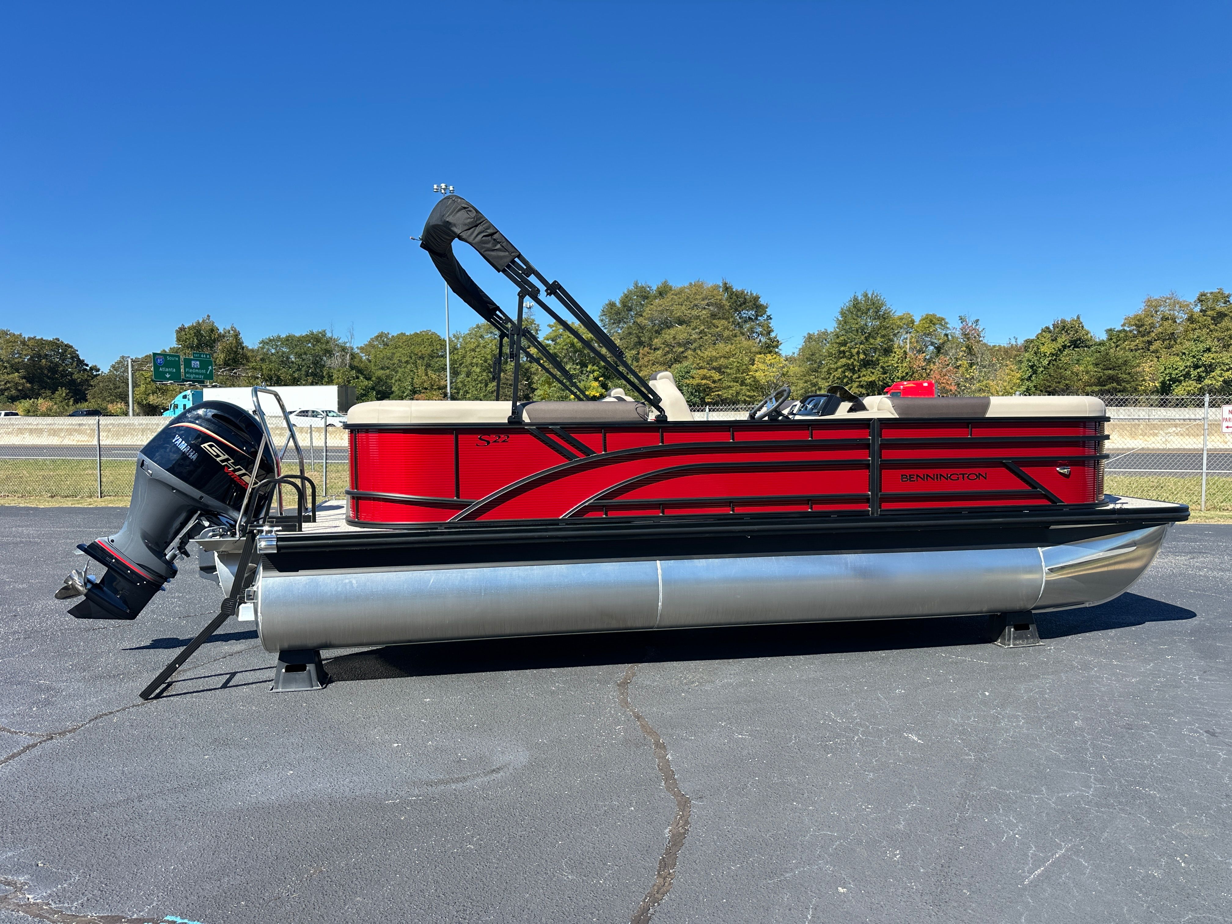 2026 Bennington 22SSR Image Thumbnail #1