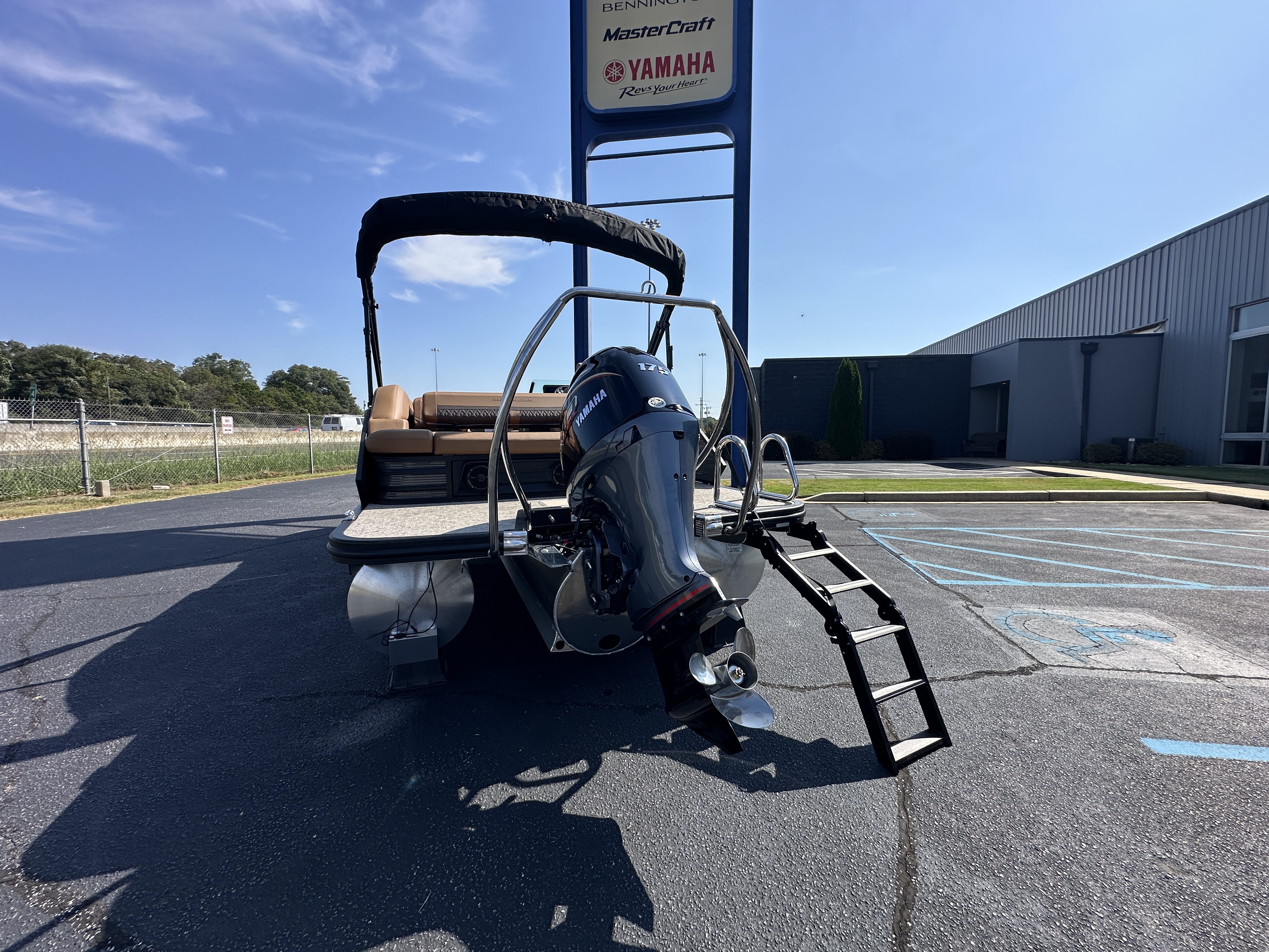 2026 Bennington 22MSB Image Thumbnail #3