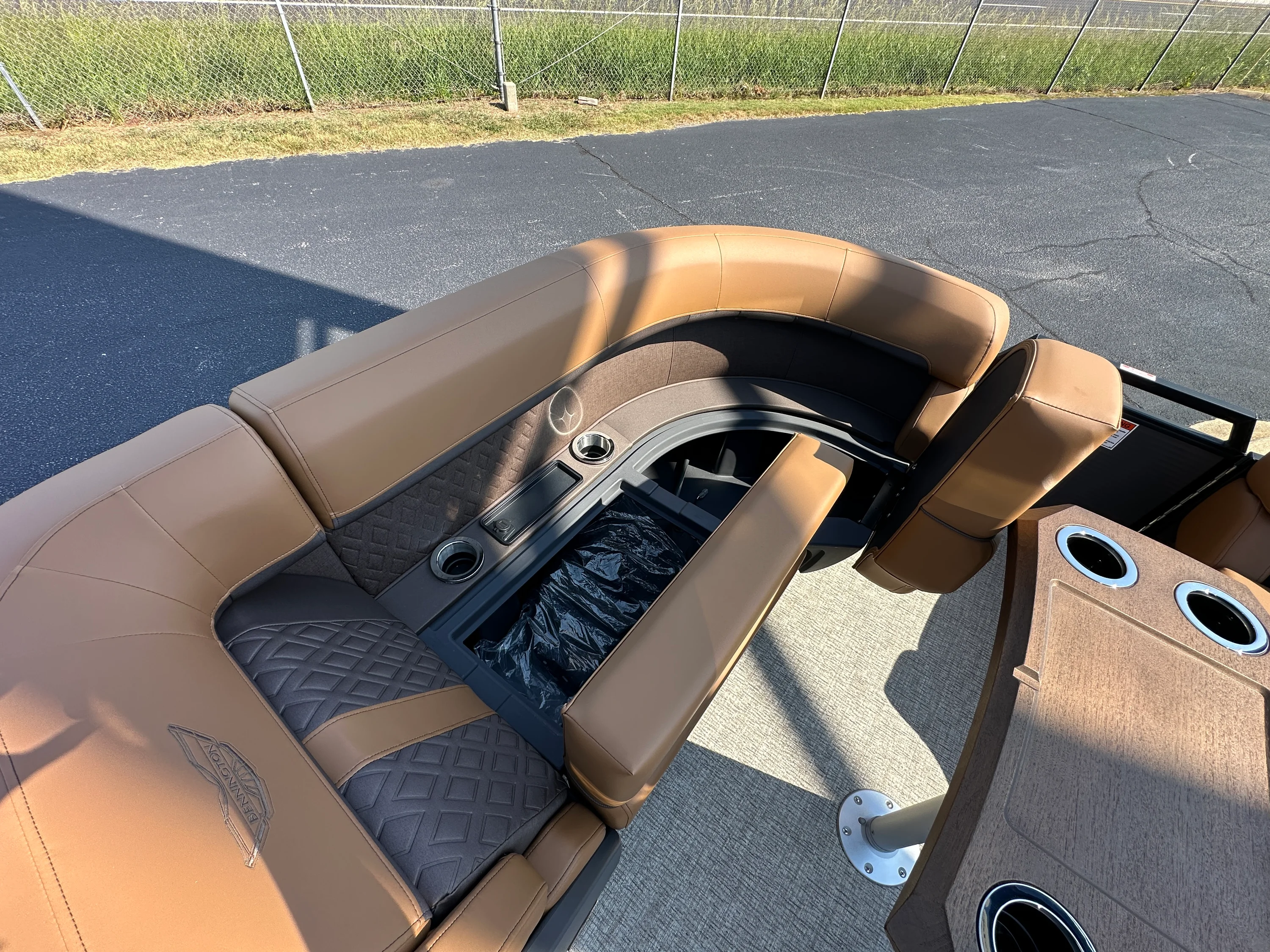 2026 Bennington 22MSB Image Thumbnail #17