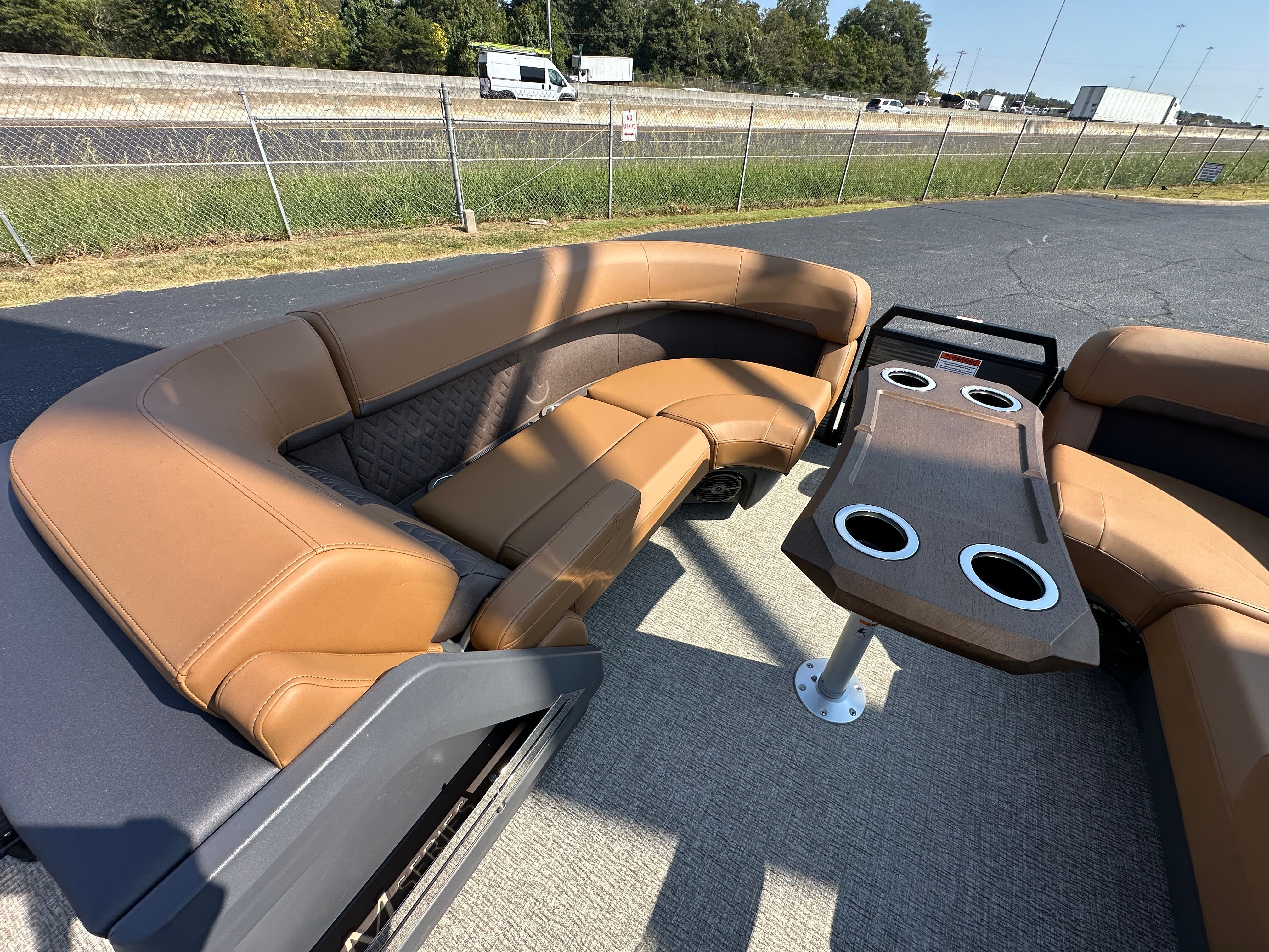 2026 Bennington 22MSB Image Thumbnail #14