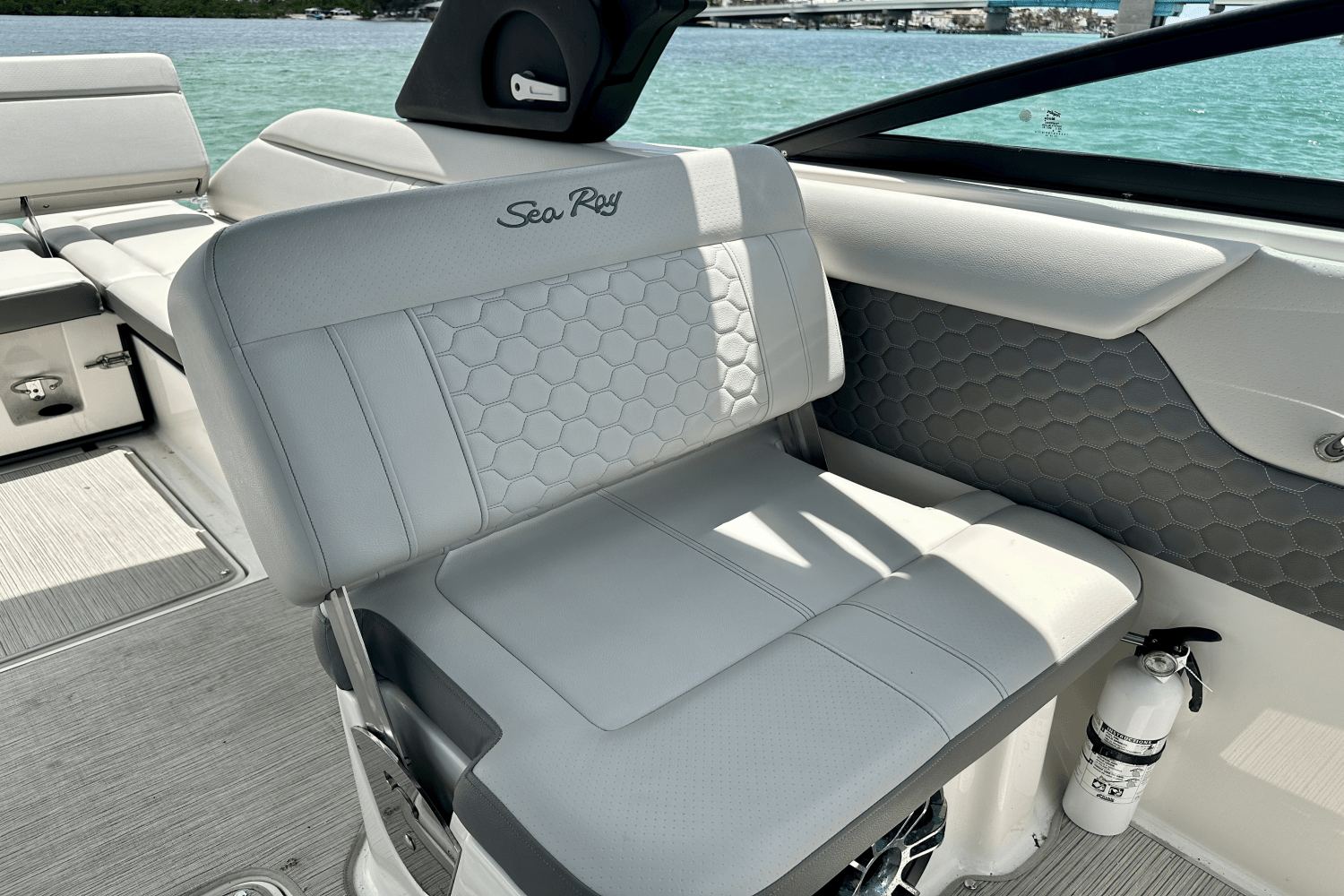 2022 Sea Ray 250 SD-OB Image Thumbnail #13
