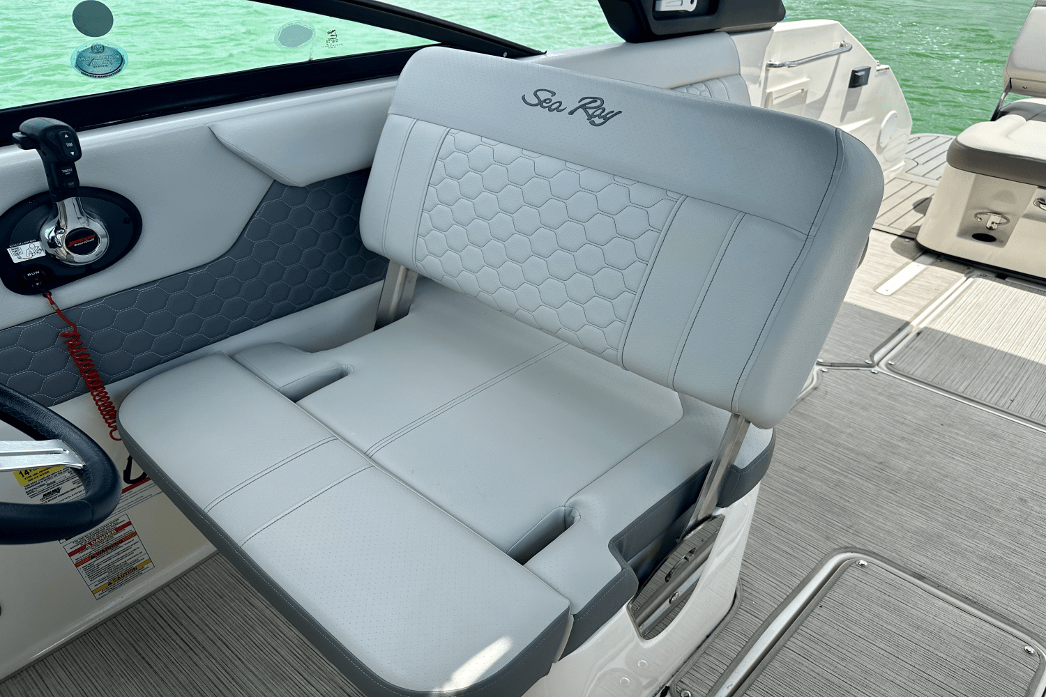 2022 Sea Ray 250 SD-OB Image Thumbnail #12