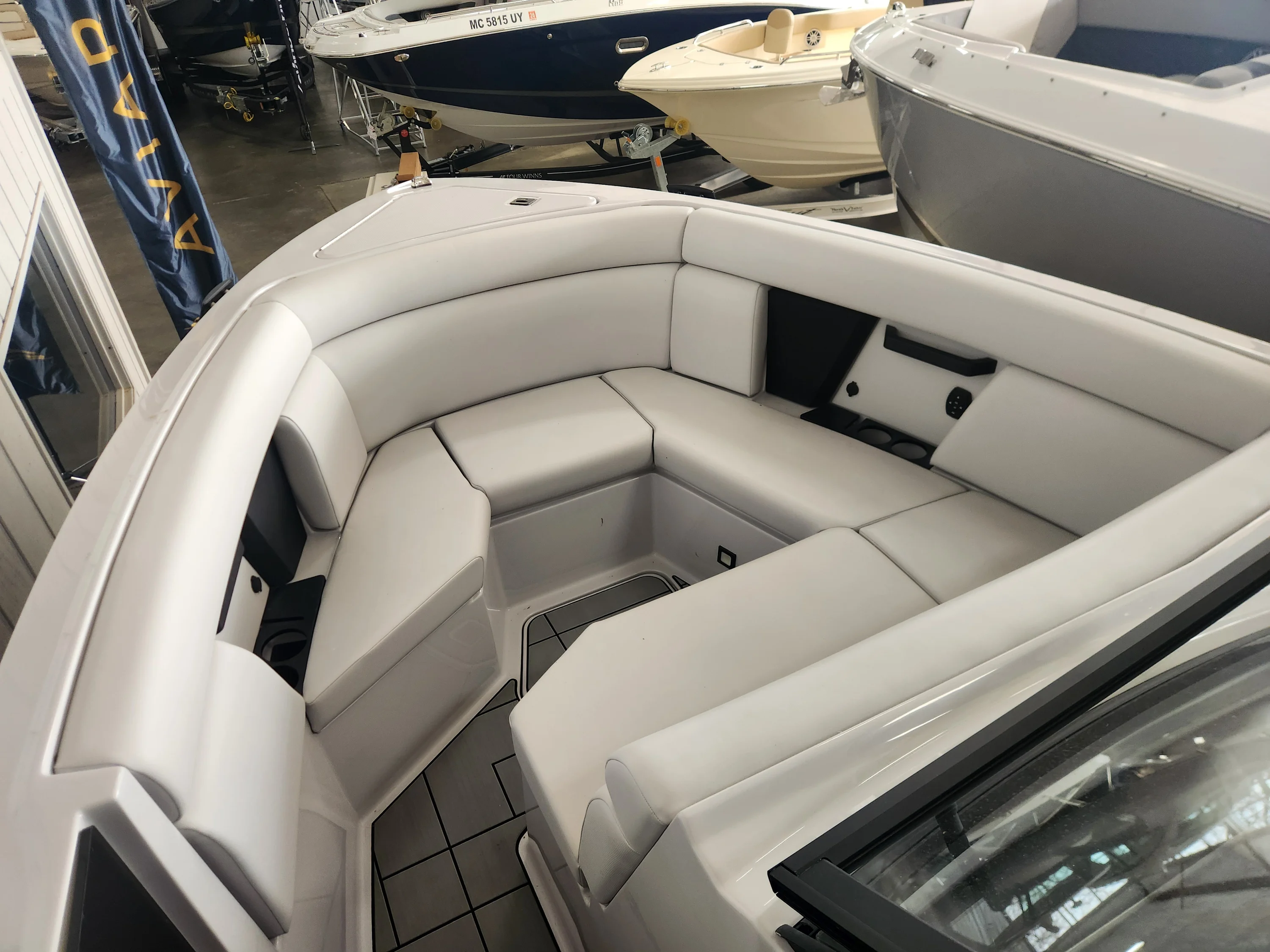 2024 Aviara AV28 Surf Image Thumbnail #8