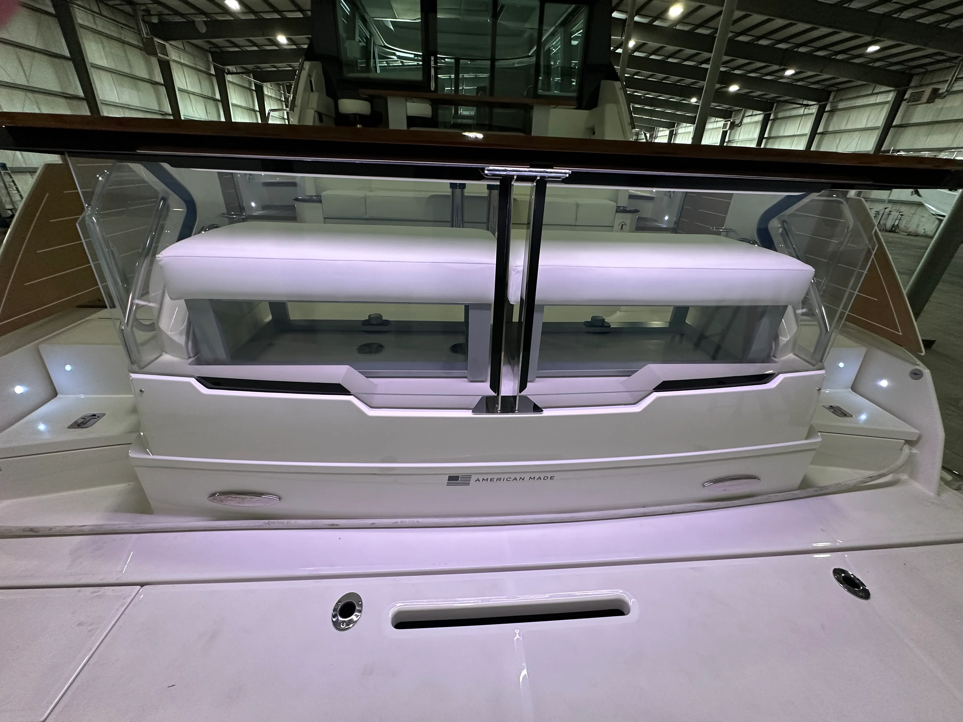 2025 Tiara Yachts EX54 Image Thumbnail #15