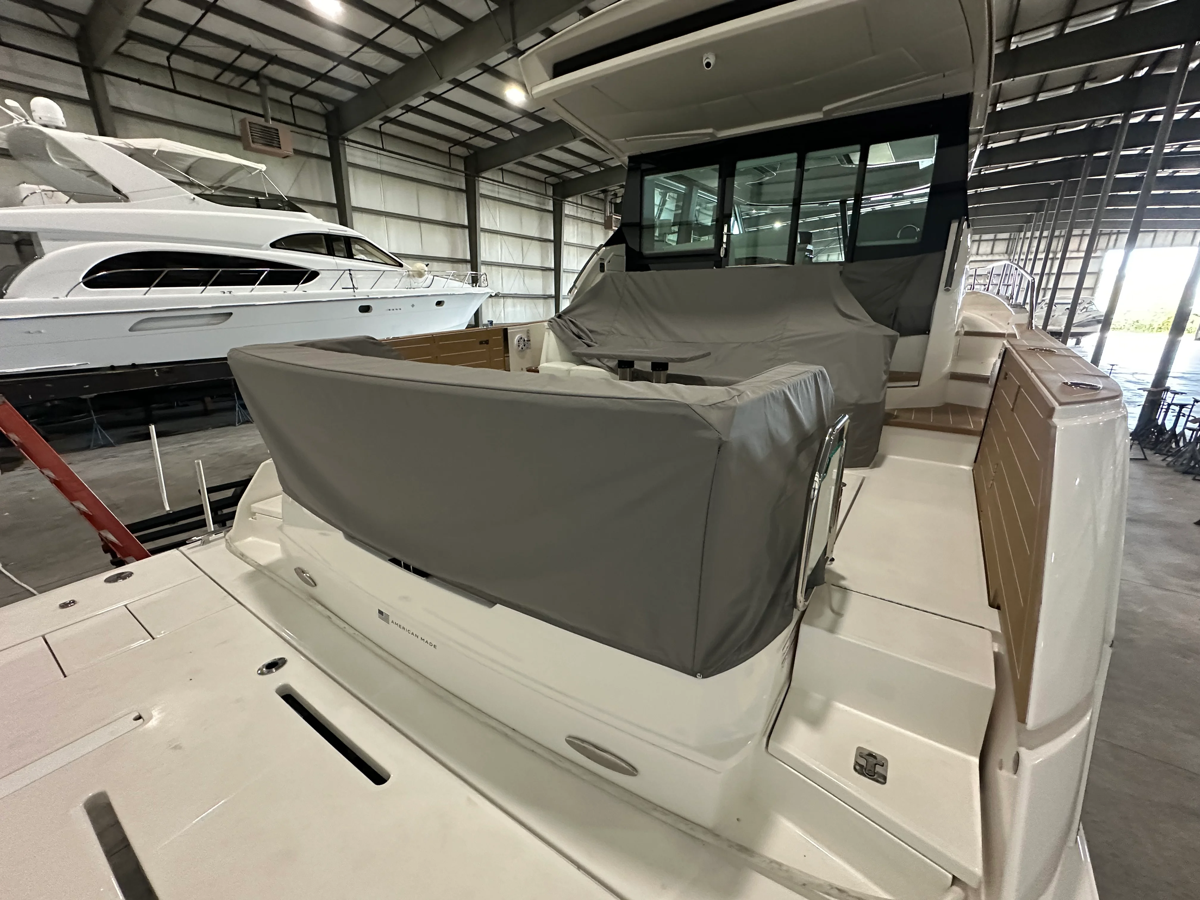 2025 Tiara Yachts EX54 Image Thumbnail #9