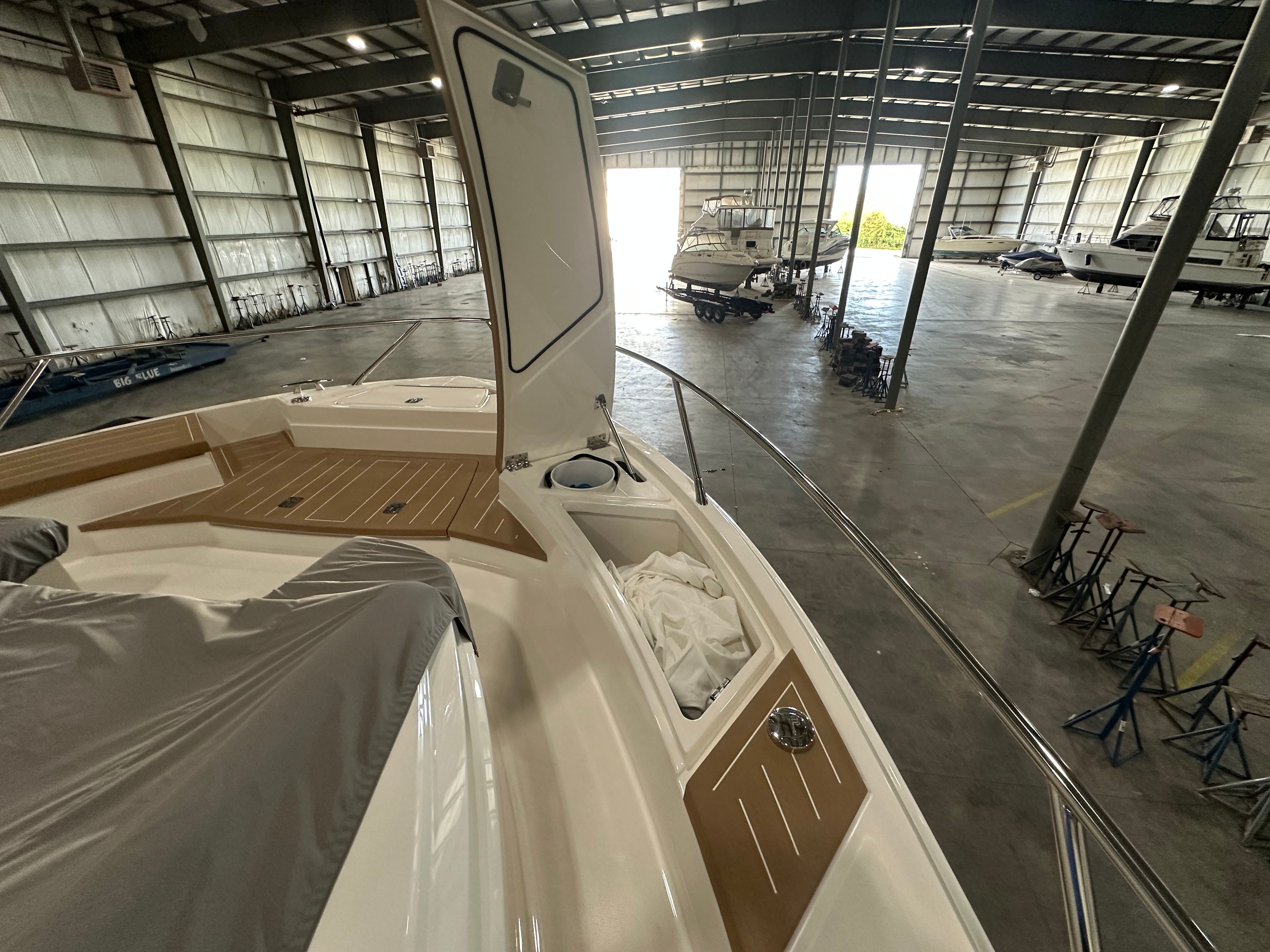 2025 Tiara Yachts EX54 Image Thumbnail #61