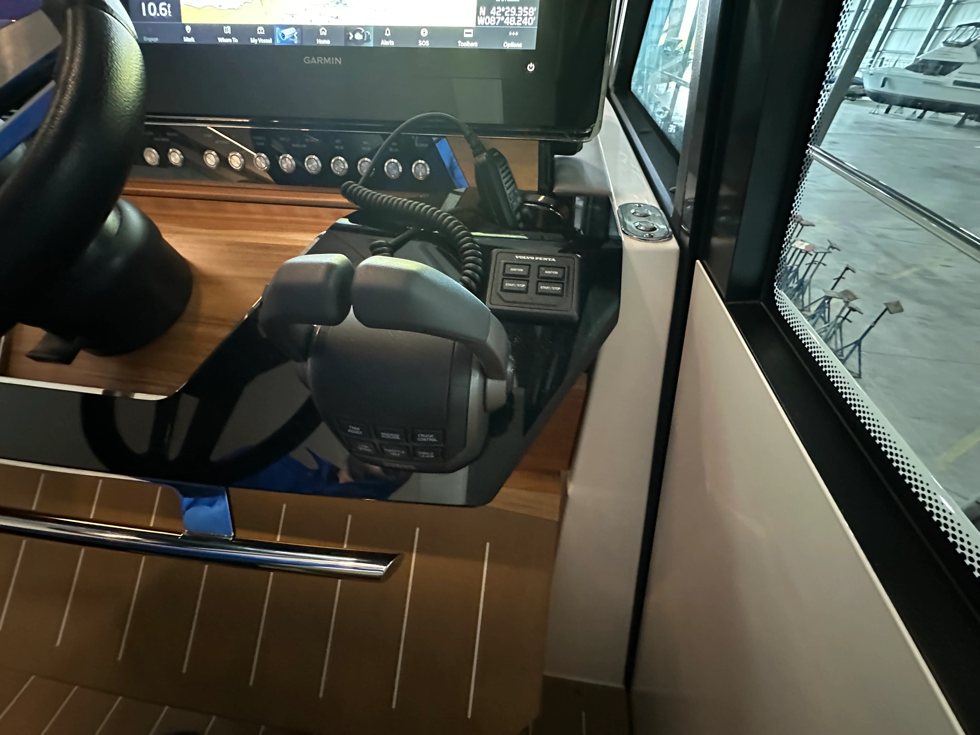 2025 Tiara Yachts EX54 Image Thumbnail #36