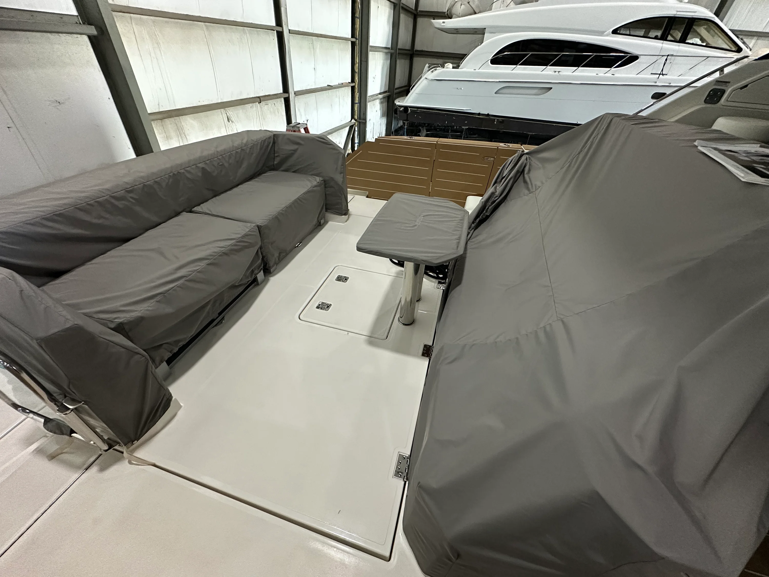 2025 Tiara Yachts EX54 Image Thumbnail #10