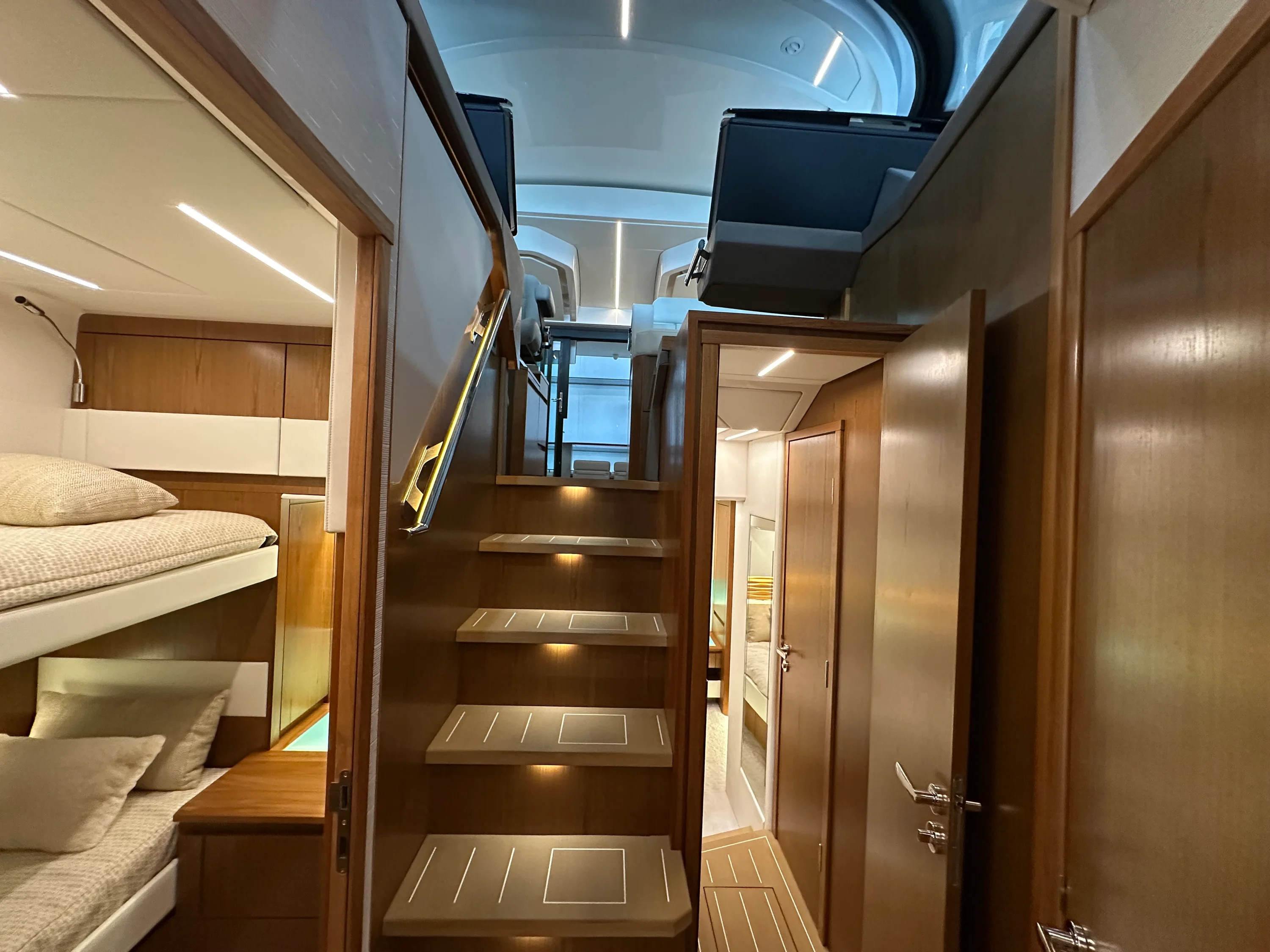 2025 Tiara Yachts EX54 Image Thumbnail #47