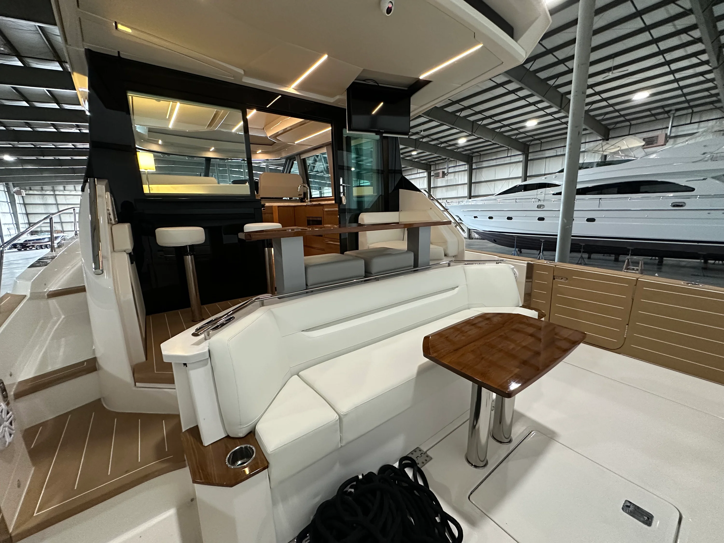 2025 Tiara Yachts EX54 Image Thumbnail #18