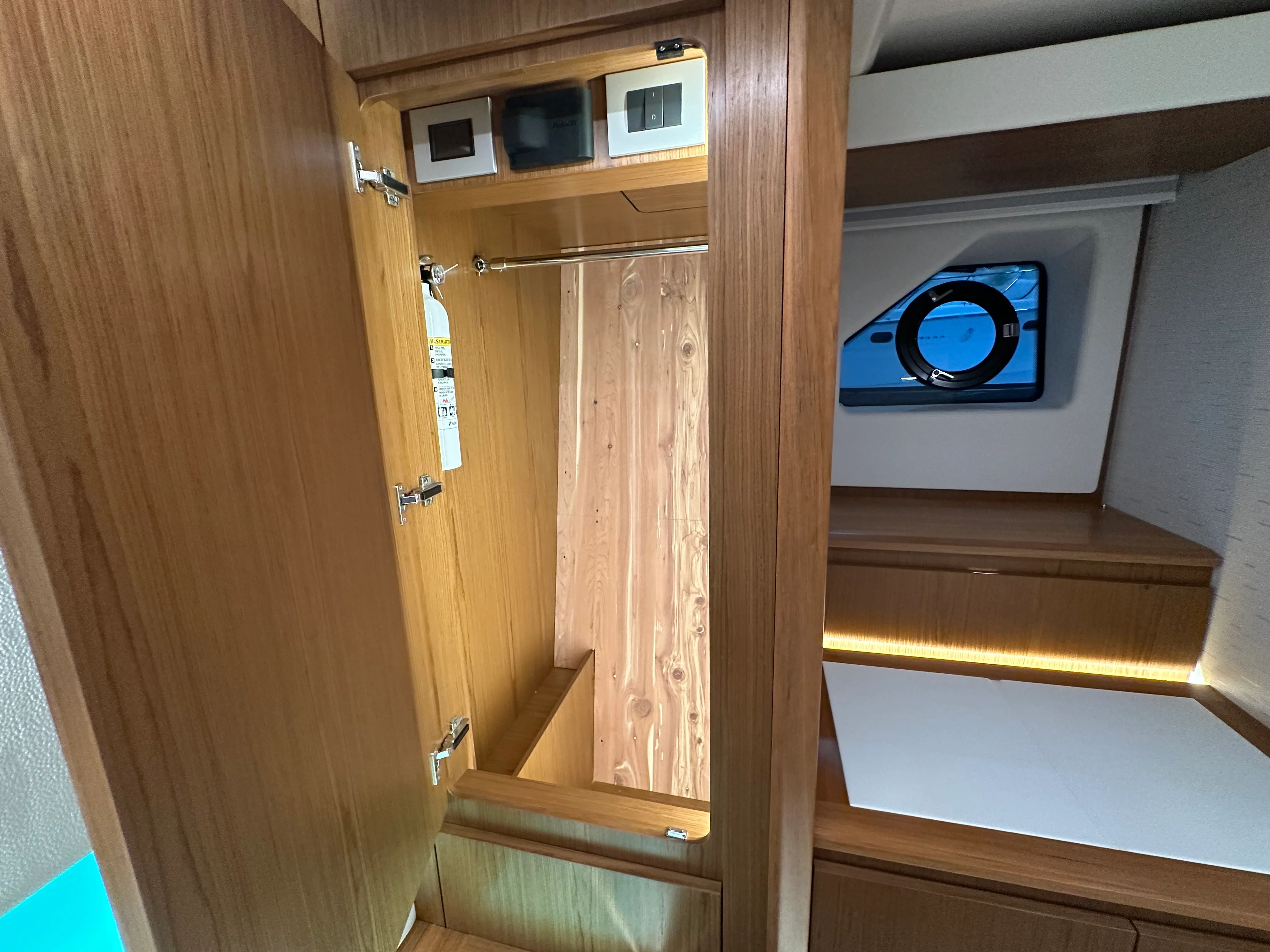 2025 Tiara Yachts EX54 Image Thumbnail #56