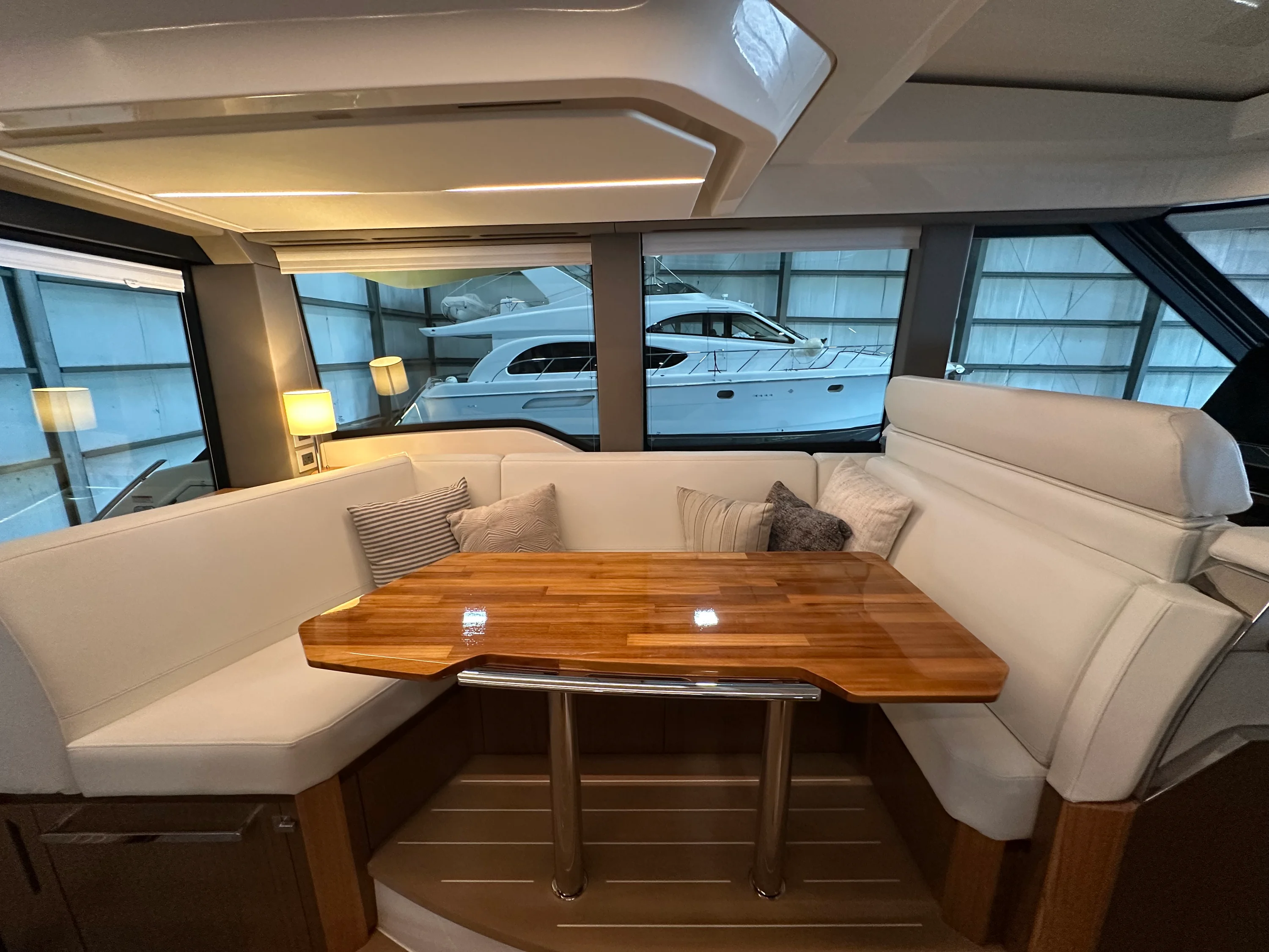 2025 Tiara Yachts EX54 Image Thumbnail #23