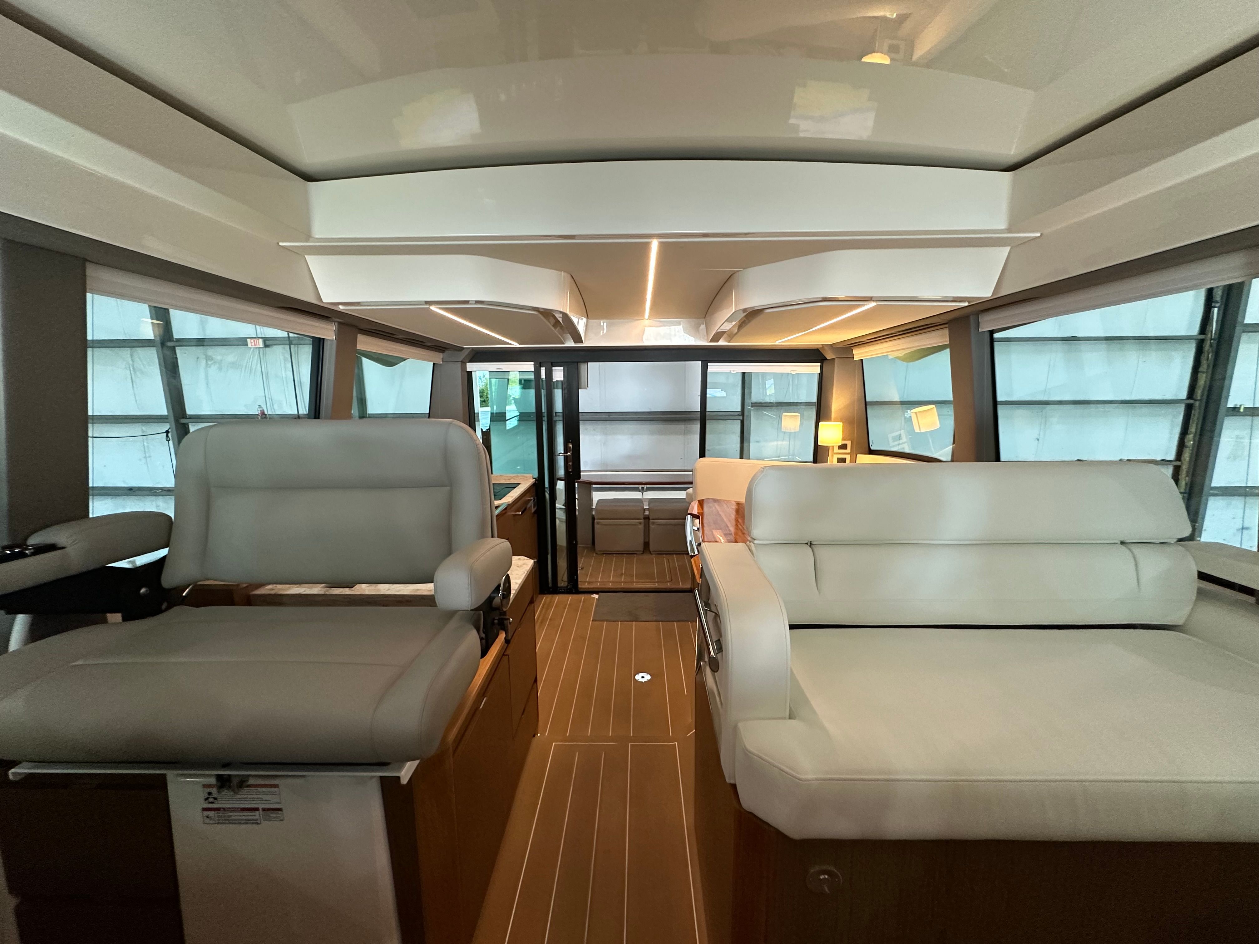 2025 Tiara Yachts EX54 Image Thumbnail #33