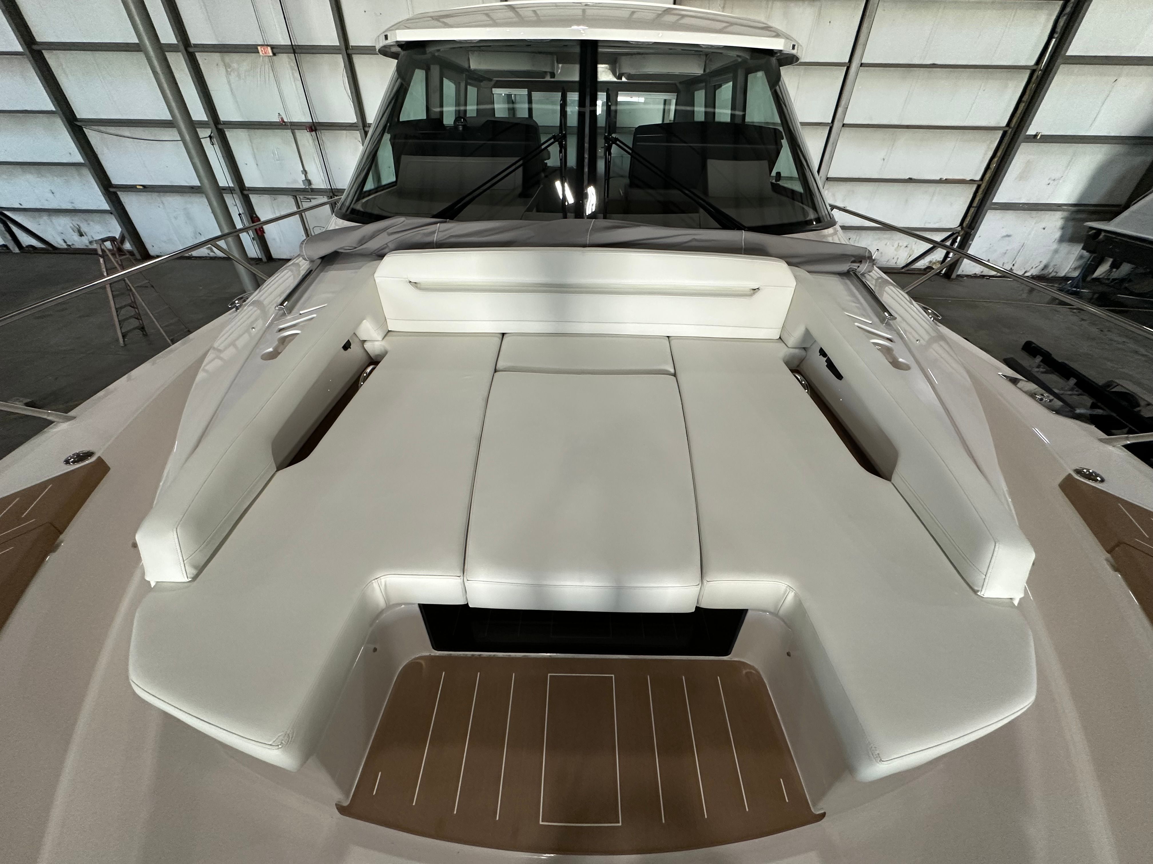2025 Tiara Yachts EX54 Image Thumbnail #63