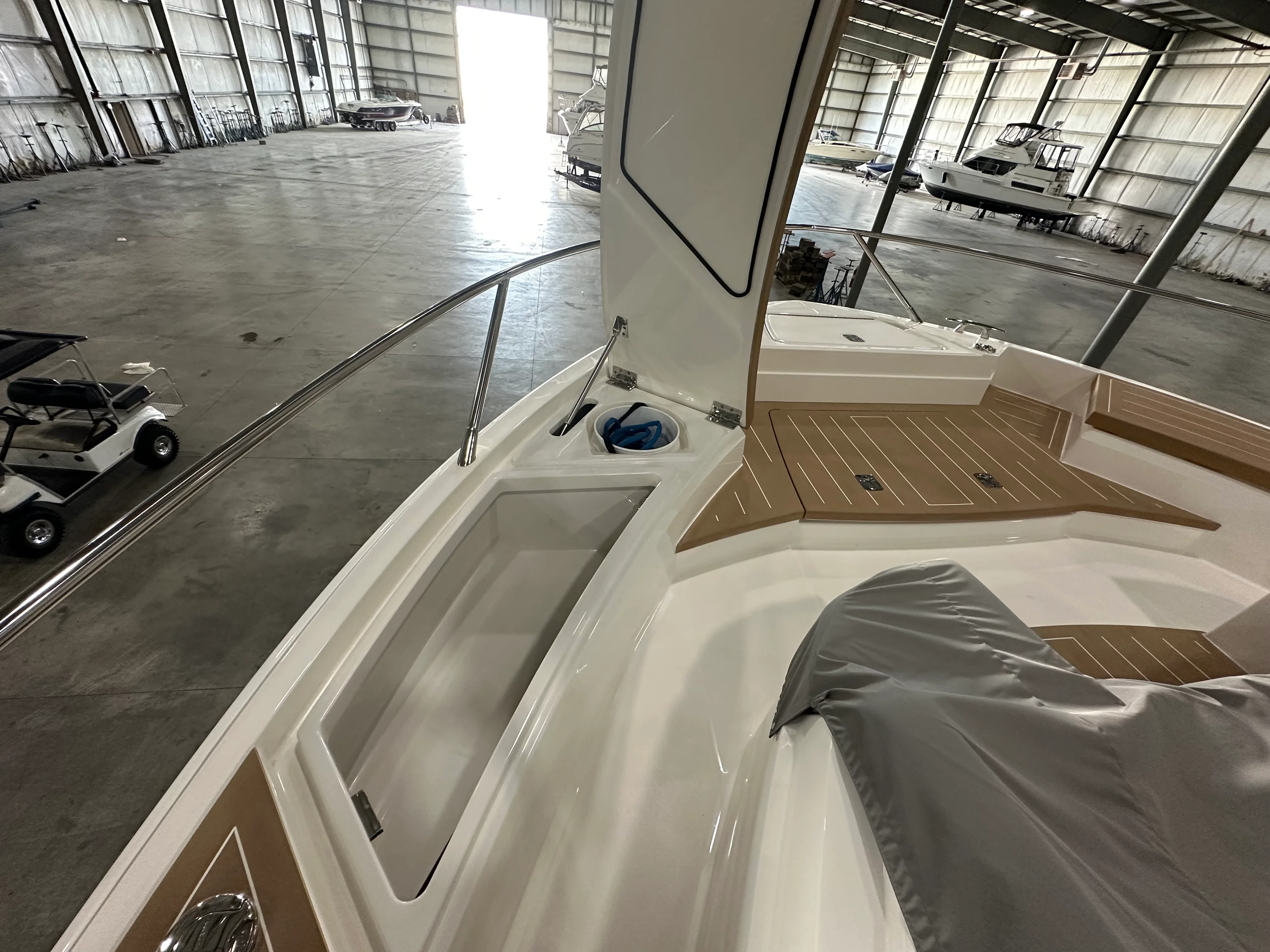 2025 Tiara Yachts EX54 Image Thumbnail #60