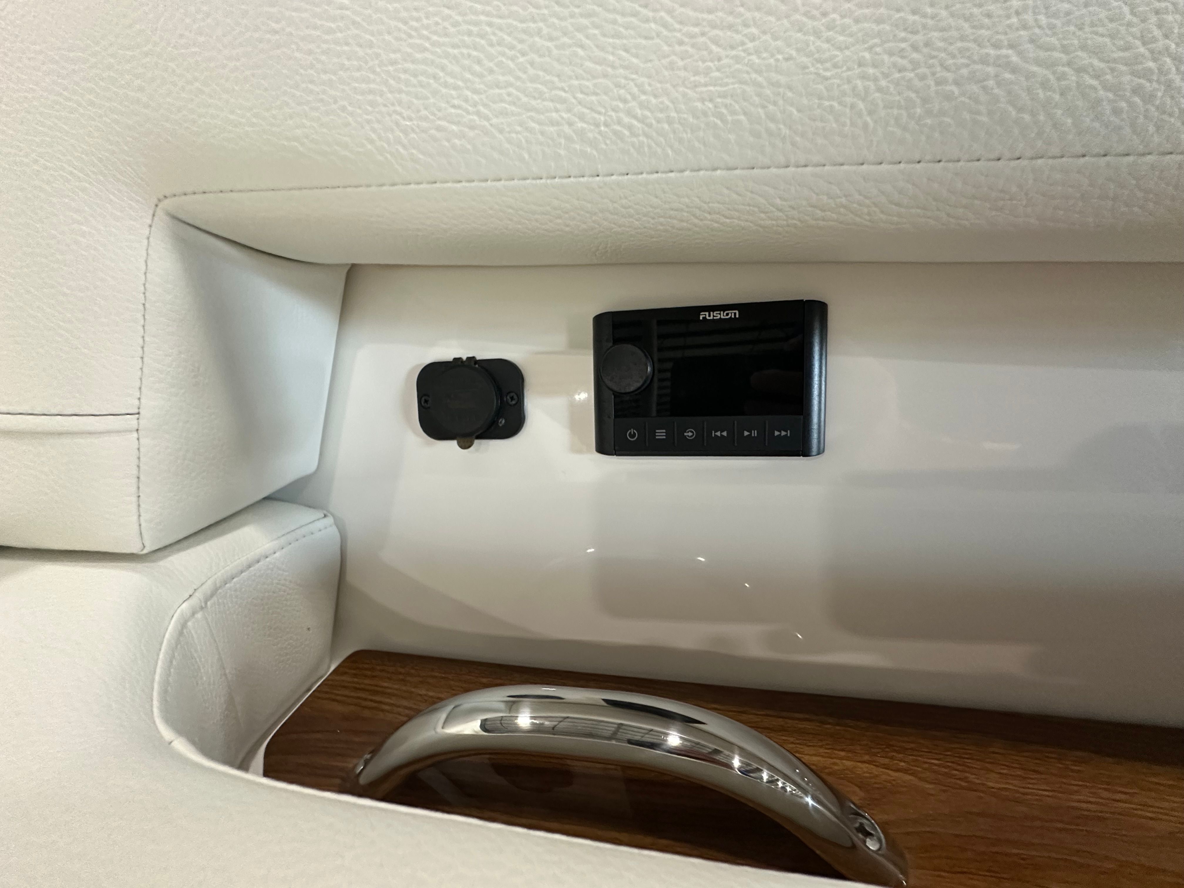 2025 Tiara Yachts EX54 Image Thumbnail #65