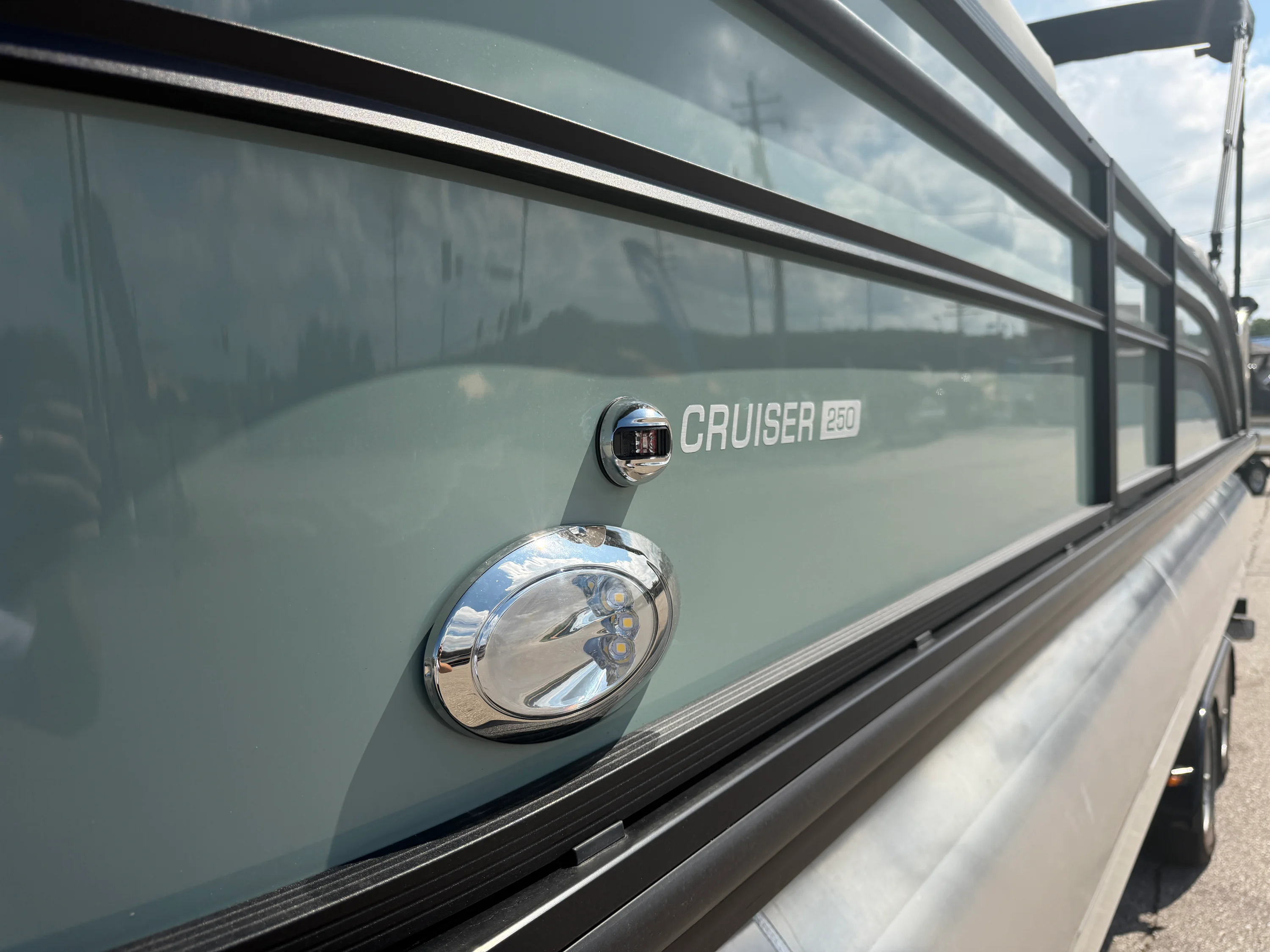 2026 Harris Cruiser 250 Image Thumbnail #10