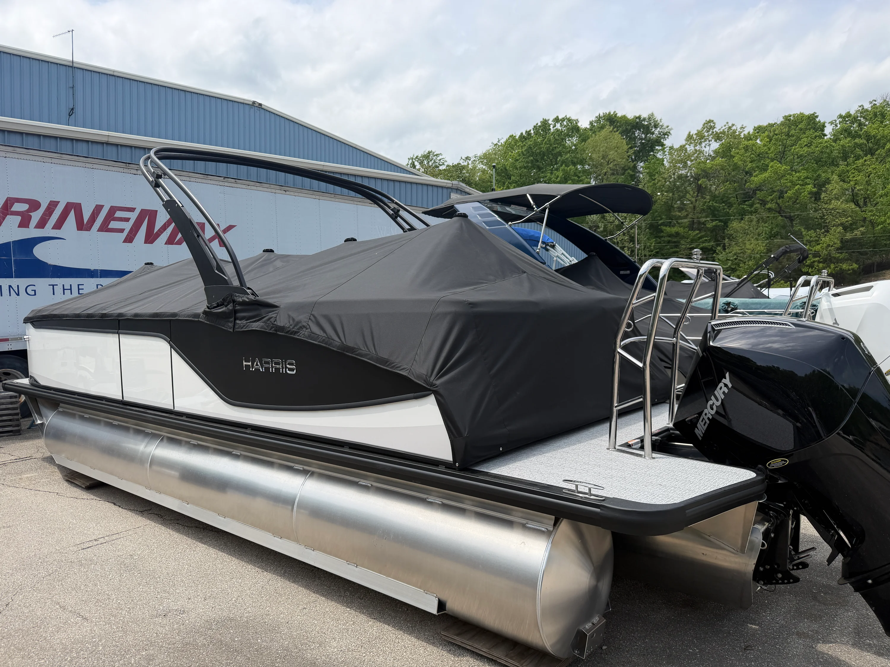 2026 Harris SUNLINER 250 Image Thumbnail #38