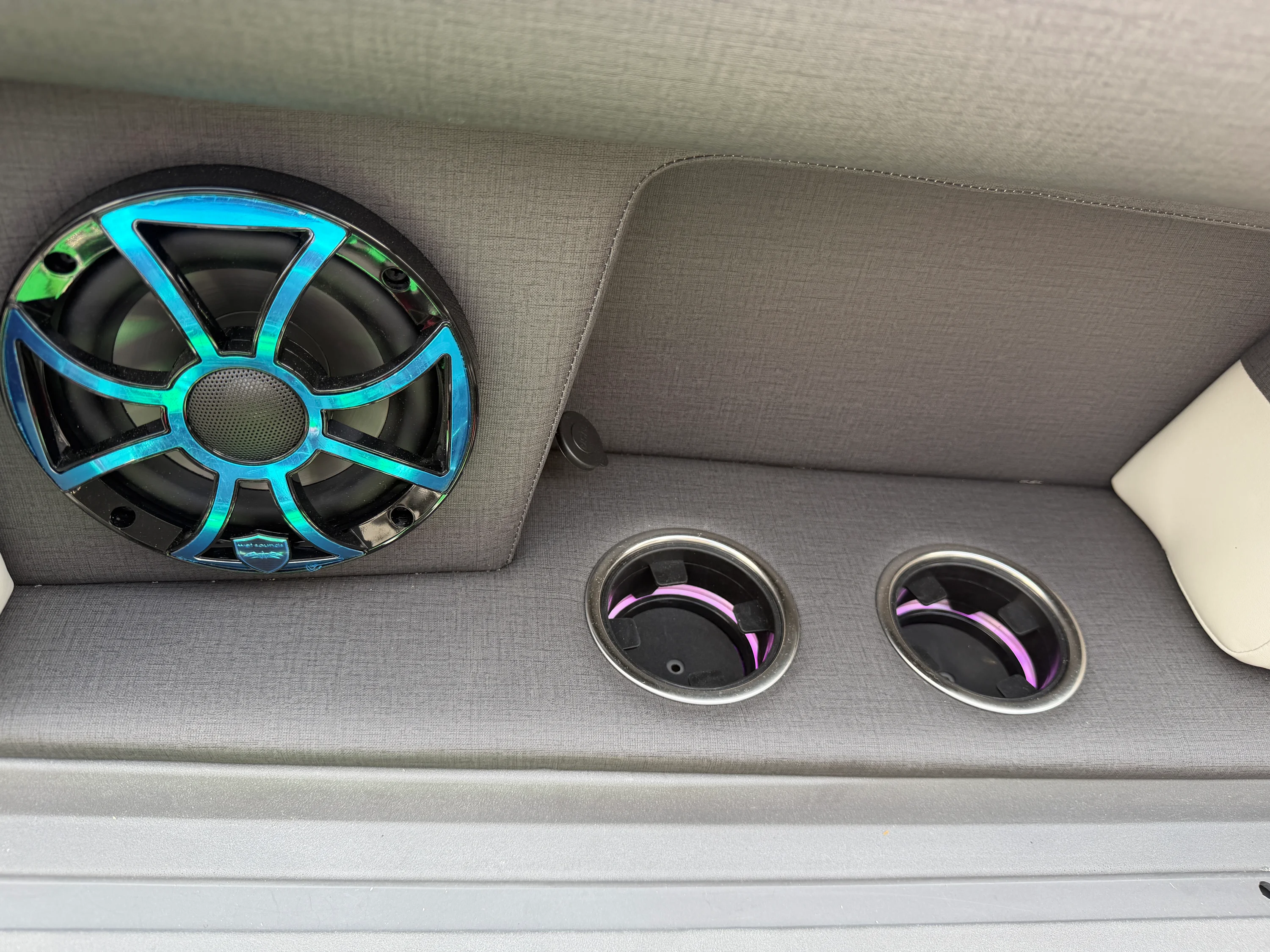 2026 Harris SUNLINER 250 Image Thumbnail #16