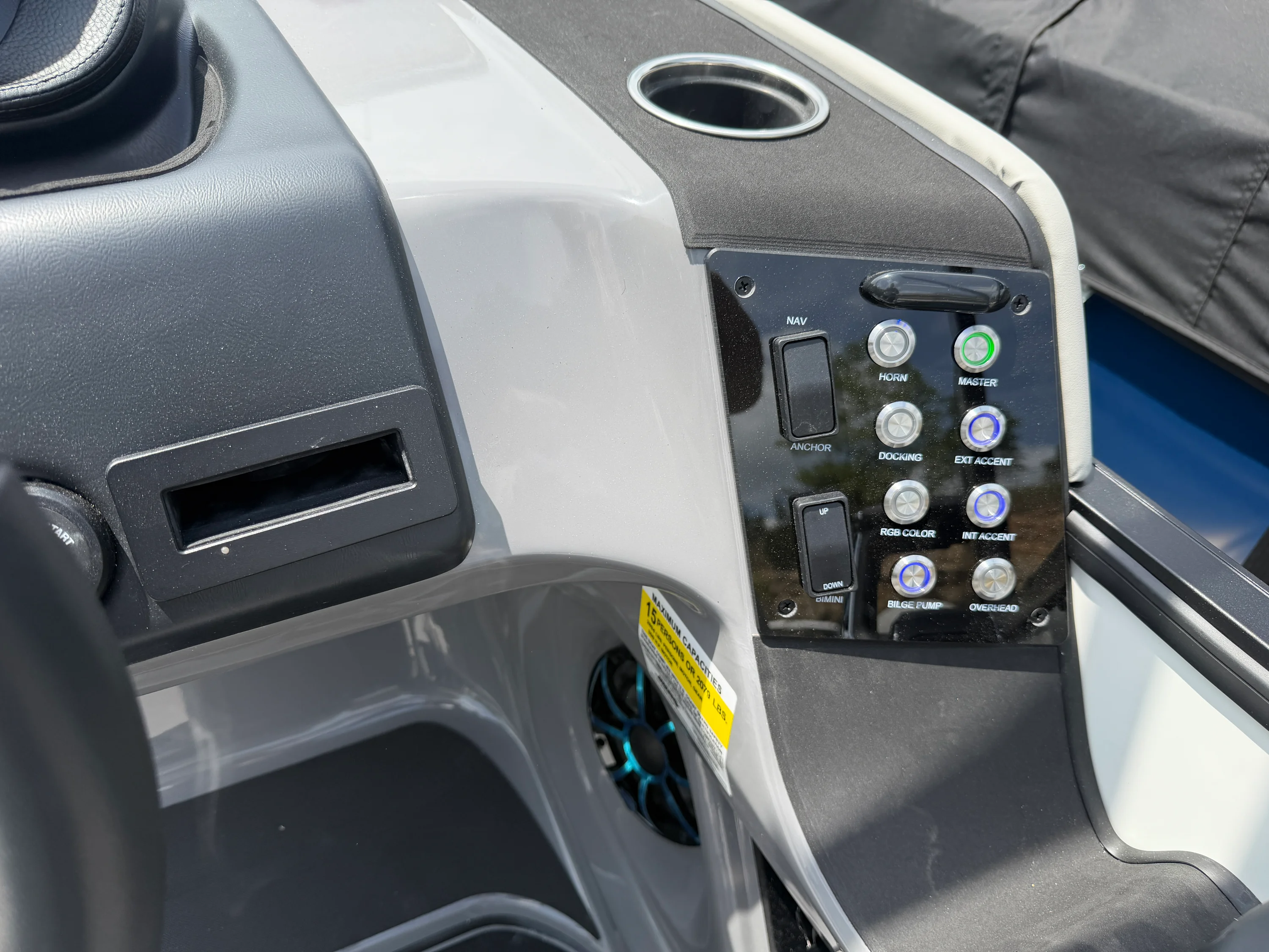 2026 Harris SUNLINER 250 Image Thumbnail #26