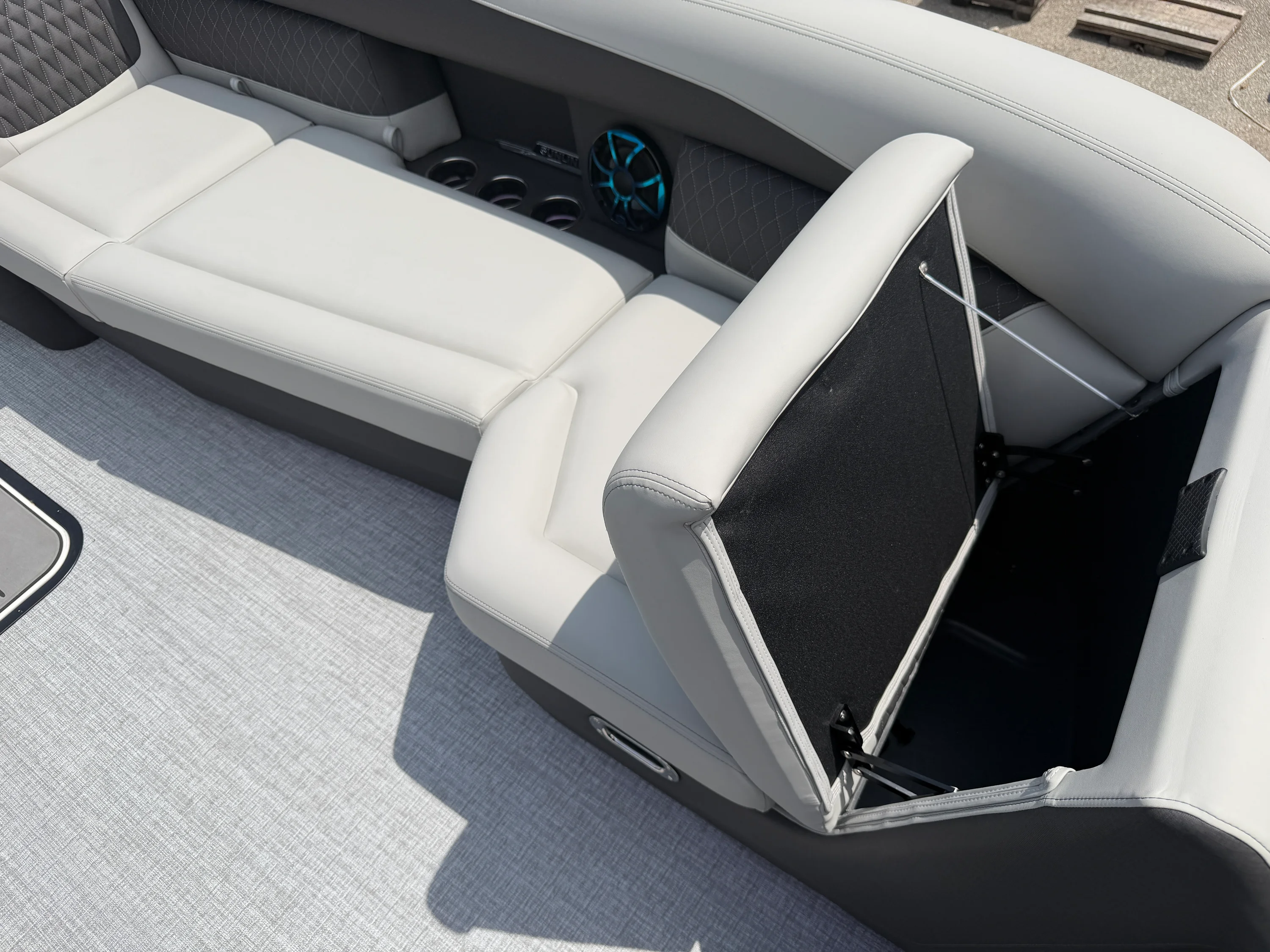 2026 Harris SUNLINER 250 Image Thumbnail #35