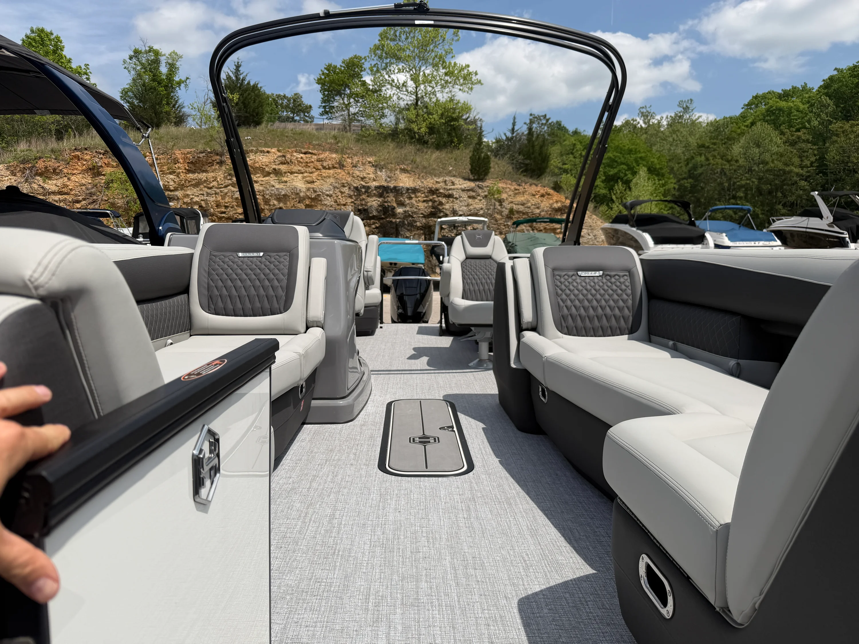 2026 Harris SUNLINER 250 Image Thumbnail #3