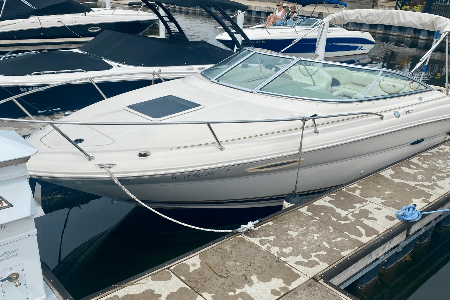 2004 Sea Ray 225 WEEKENDER Image Thumbnail #1