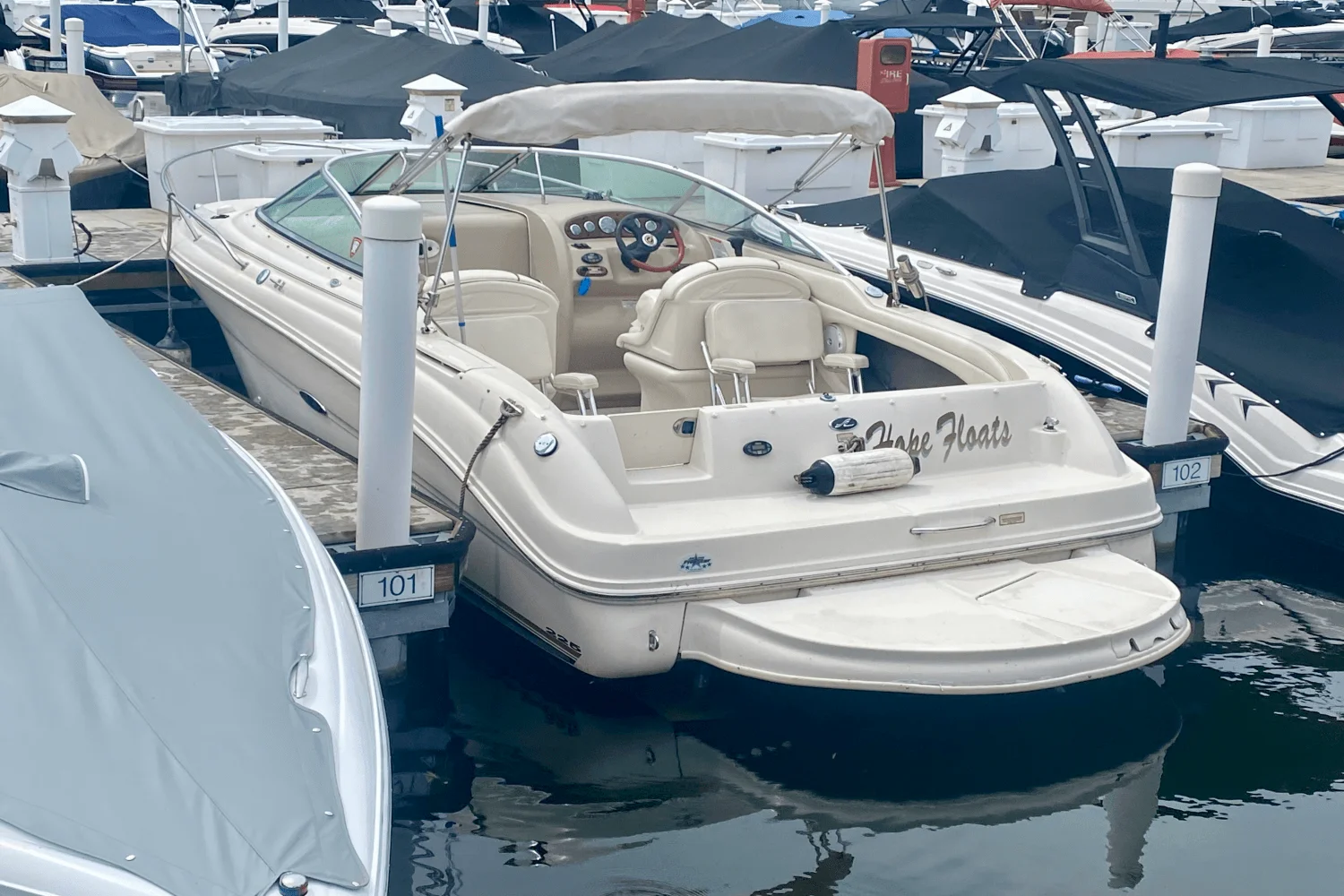 2004 Sea Ray 225 WEEKENDER Image Thumbnail #7