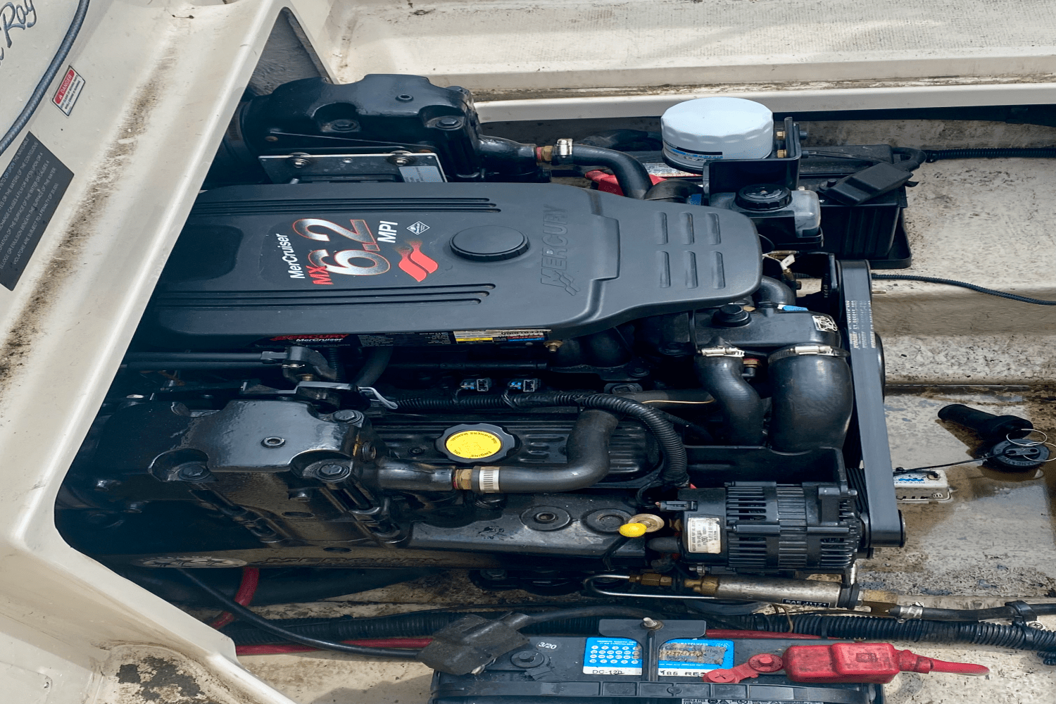 2004 Sea Ray 225 WEEKENDER Image Thumbnail #8