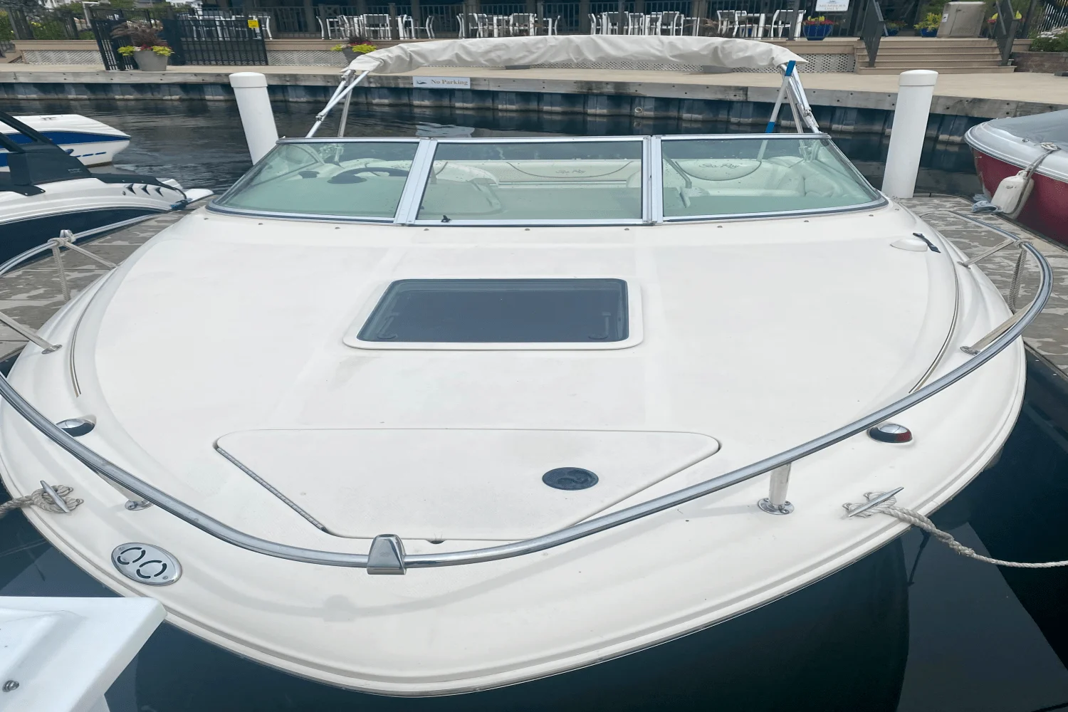 2004 Sea Ray 225 WEEKENDER Image Thumbnail #2