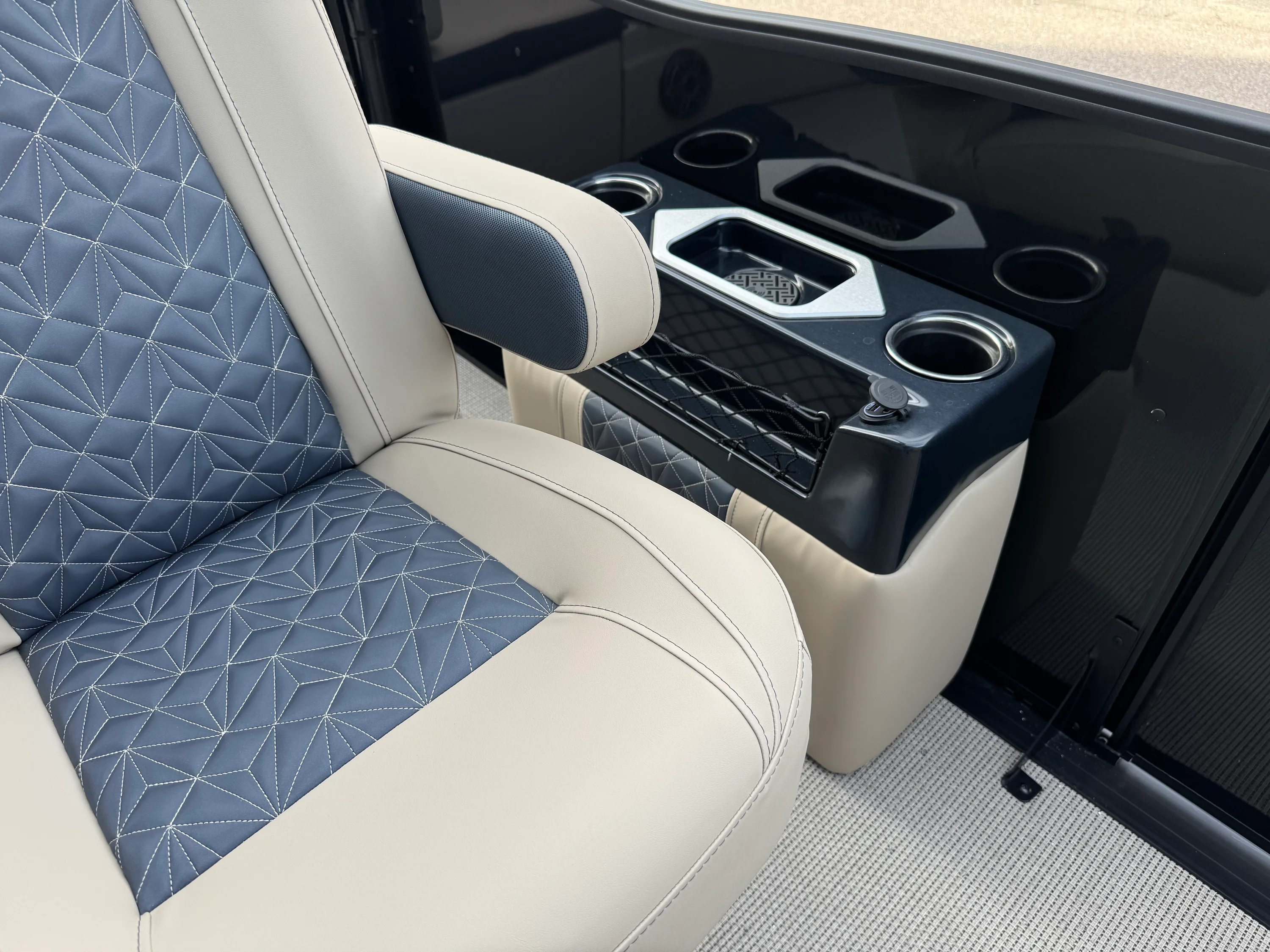 2026 Harris Grand Mariner 250 Image Thumbnail #51