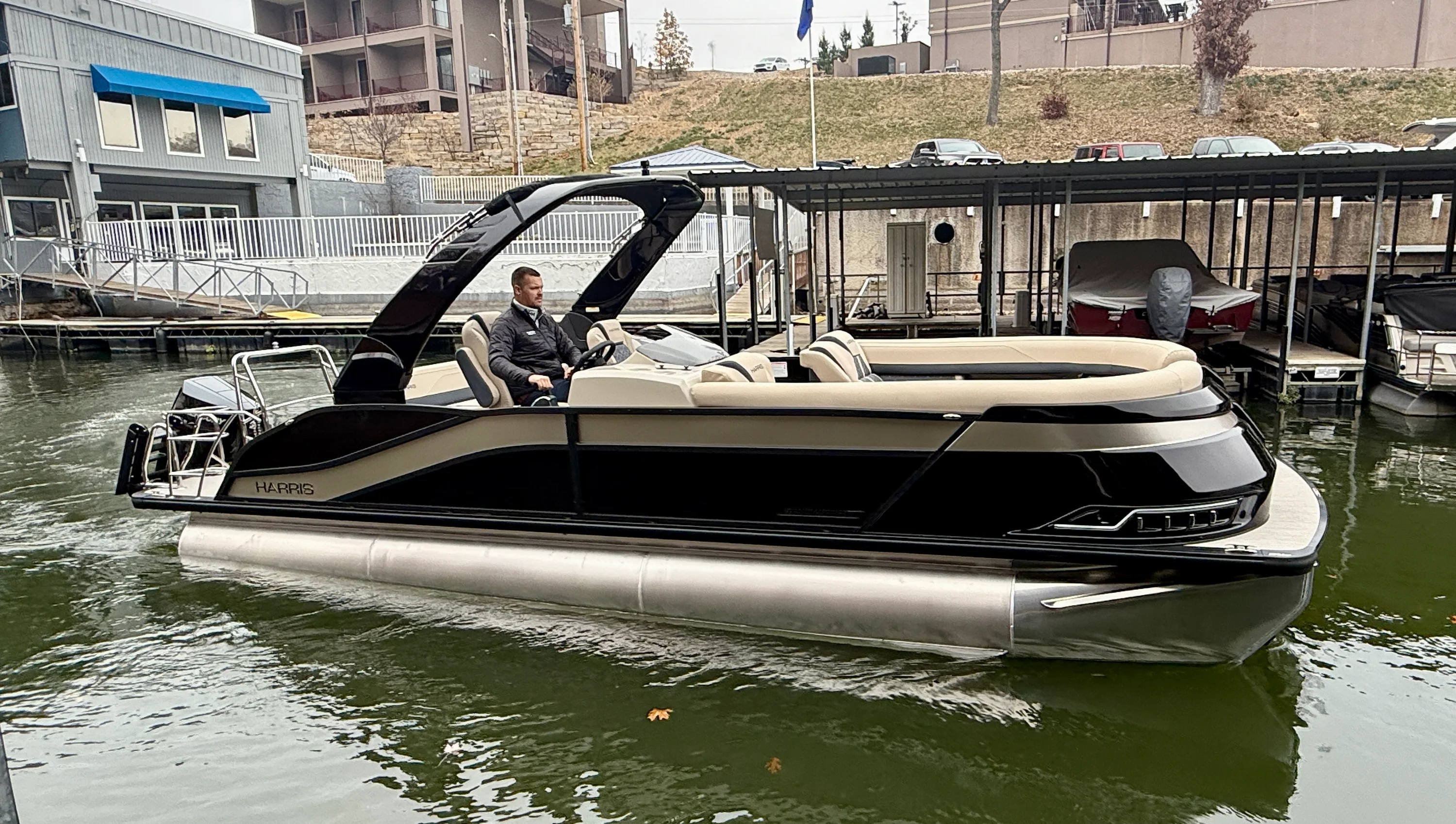 2026 Harris Grand Mariner 250 Image Thumbnail #4