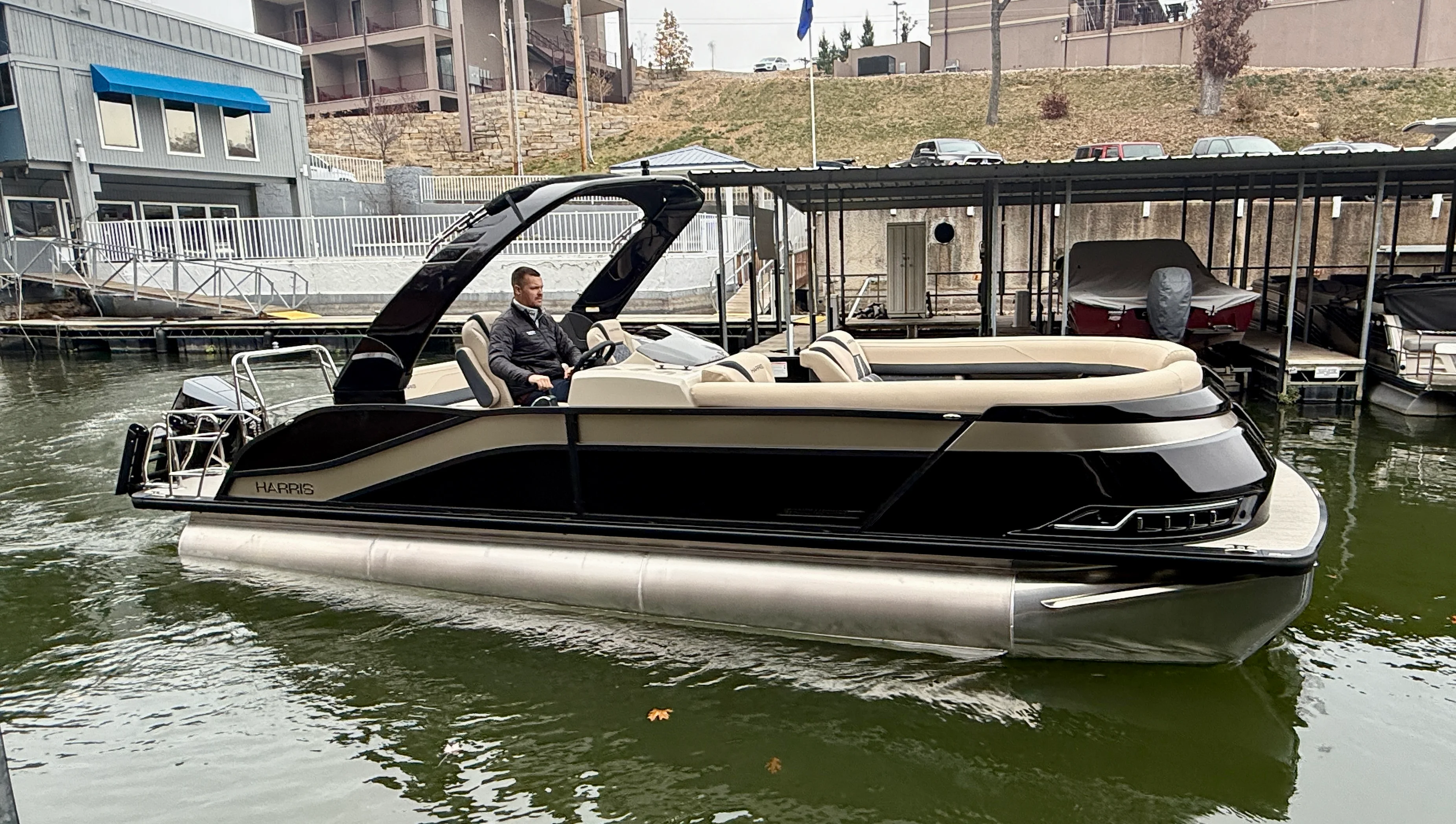 2026 Harris Grand Mariner 250 Image Thumbnail #4