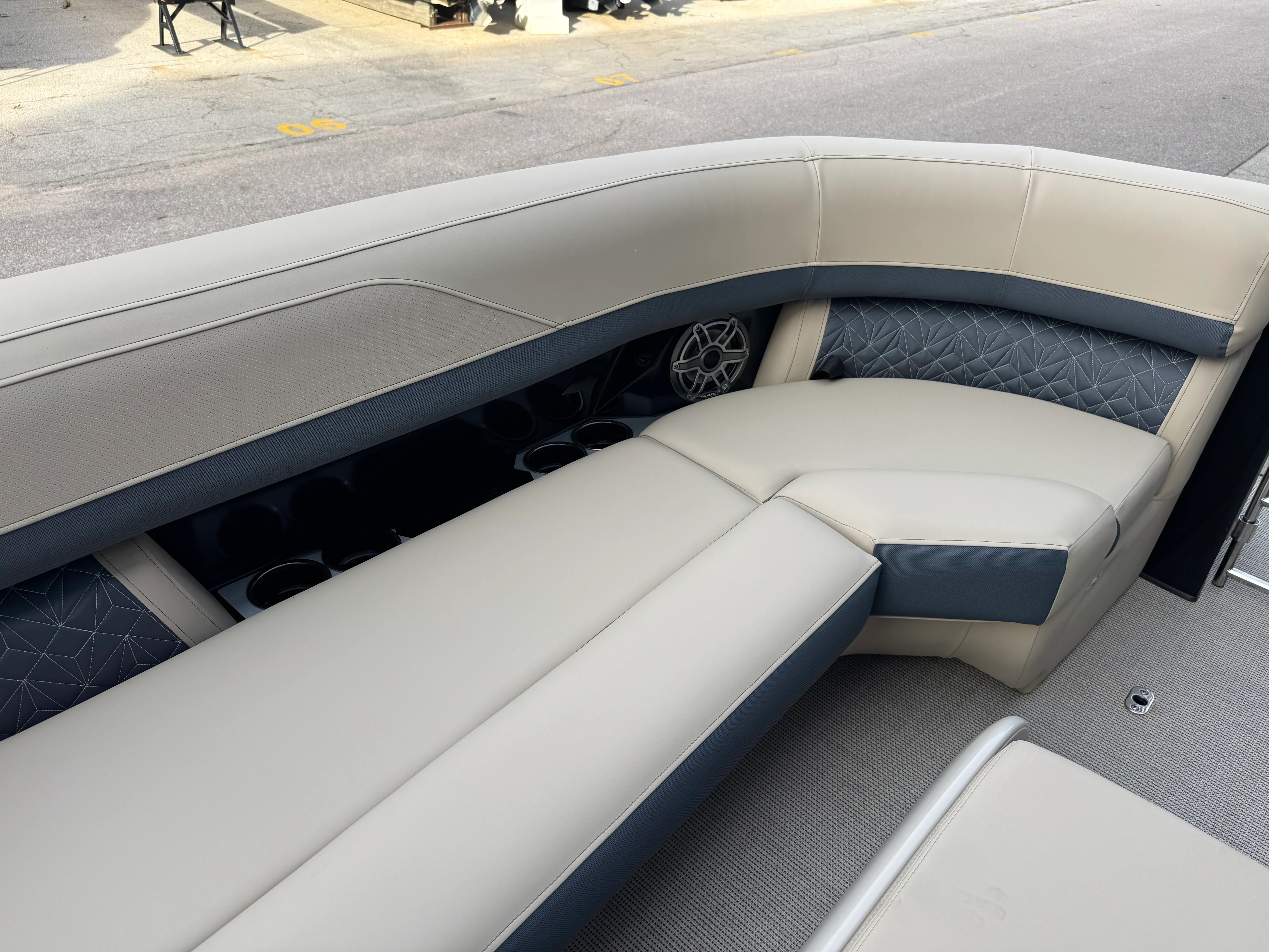 2026 Harris Grand Mariner 250 Image Thumbnail #32