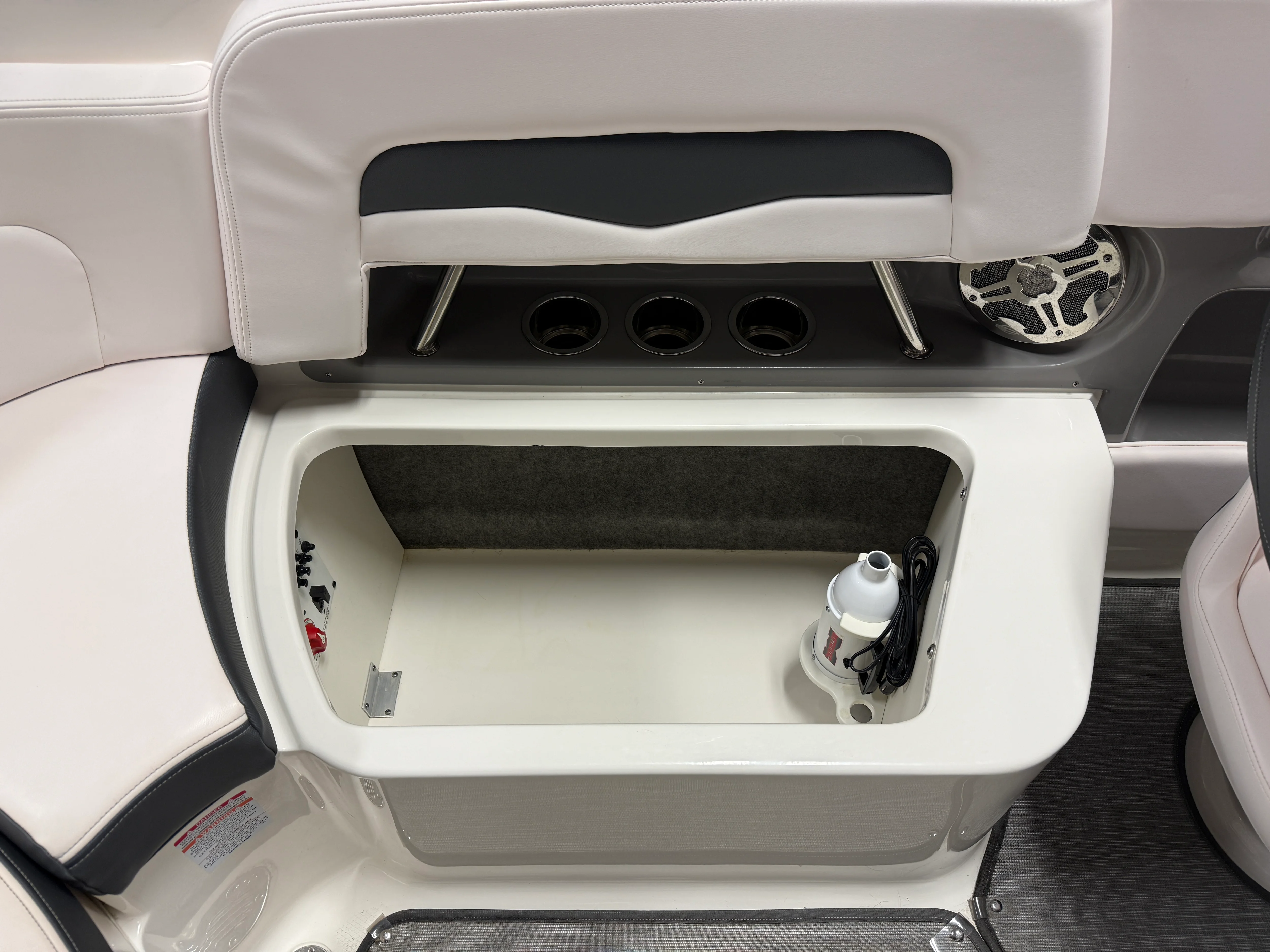 2019 Chaparral 246 Image Thumbnail #28