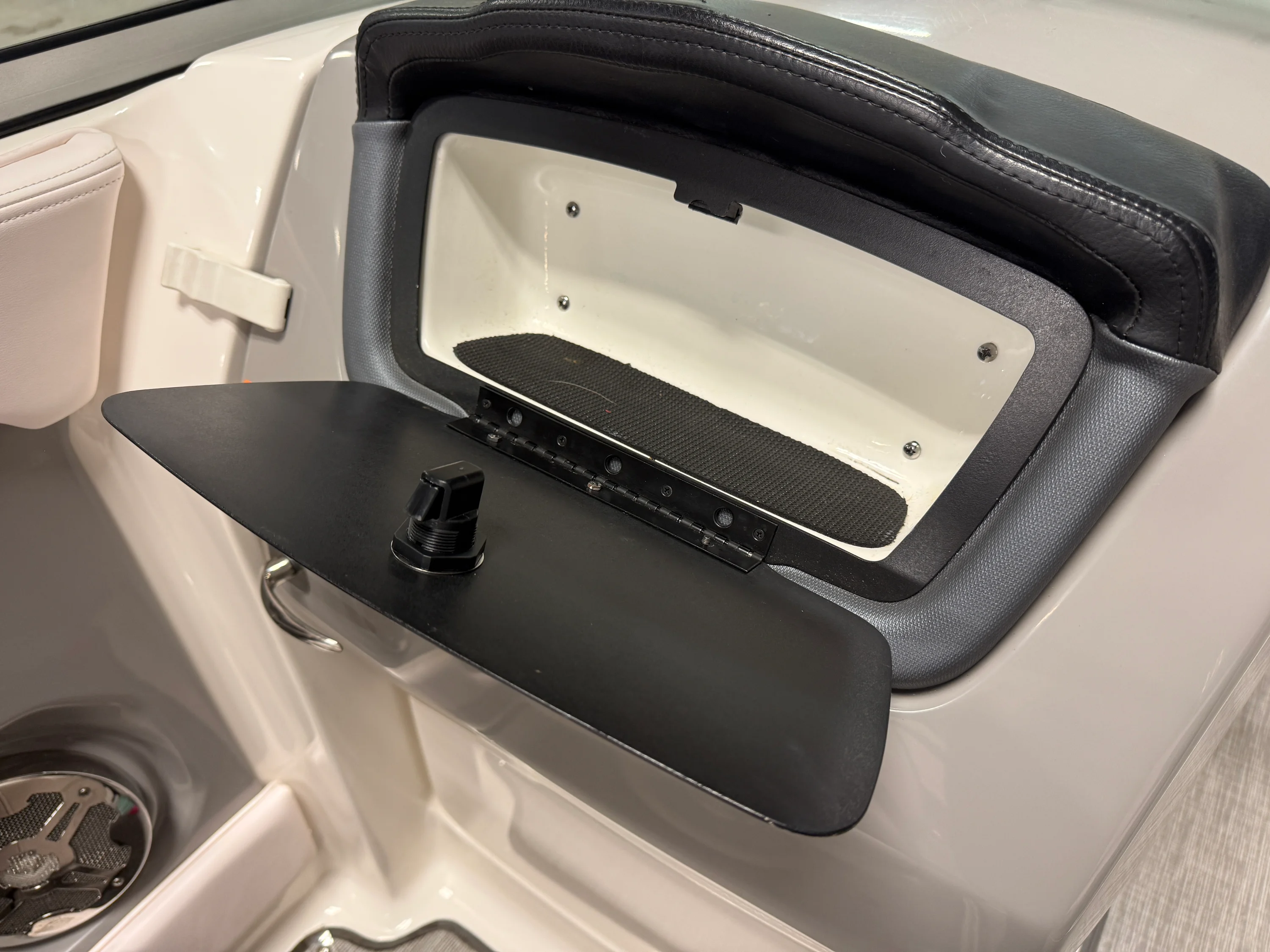 2019 Chaparral 246 Image Thumbnail #37