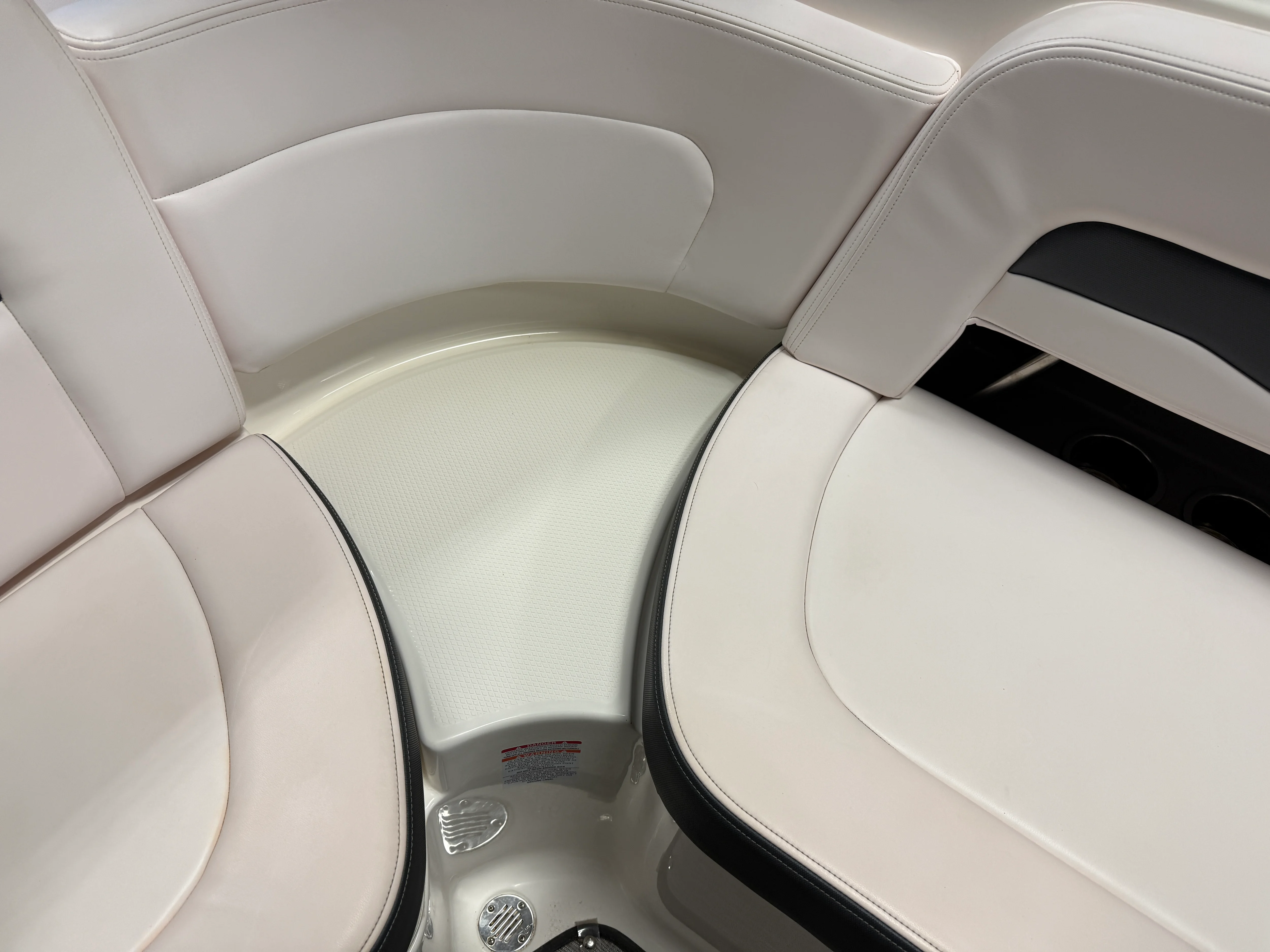 2019 Chaparral 246 Image Thumbnail #26