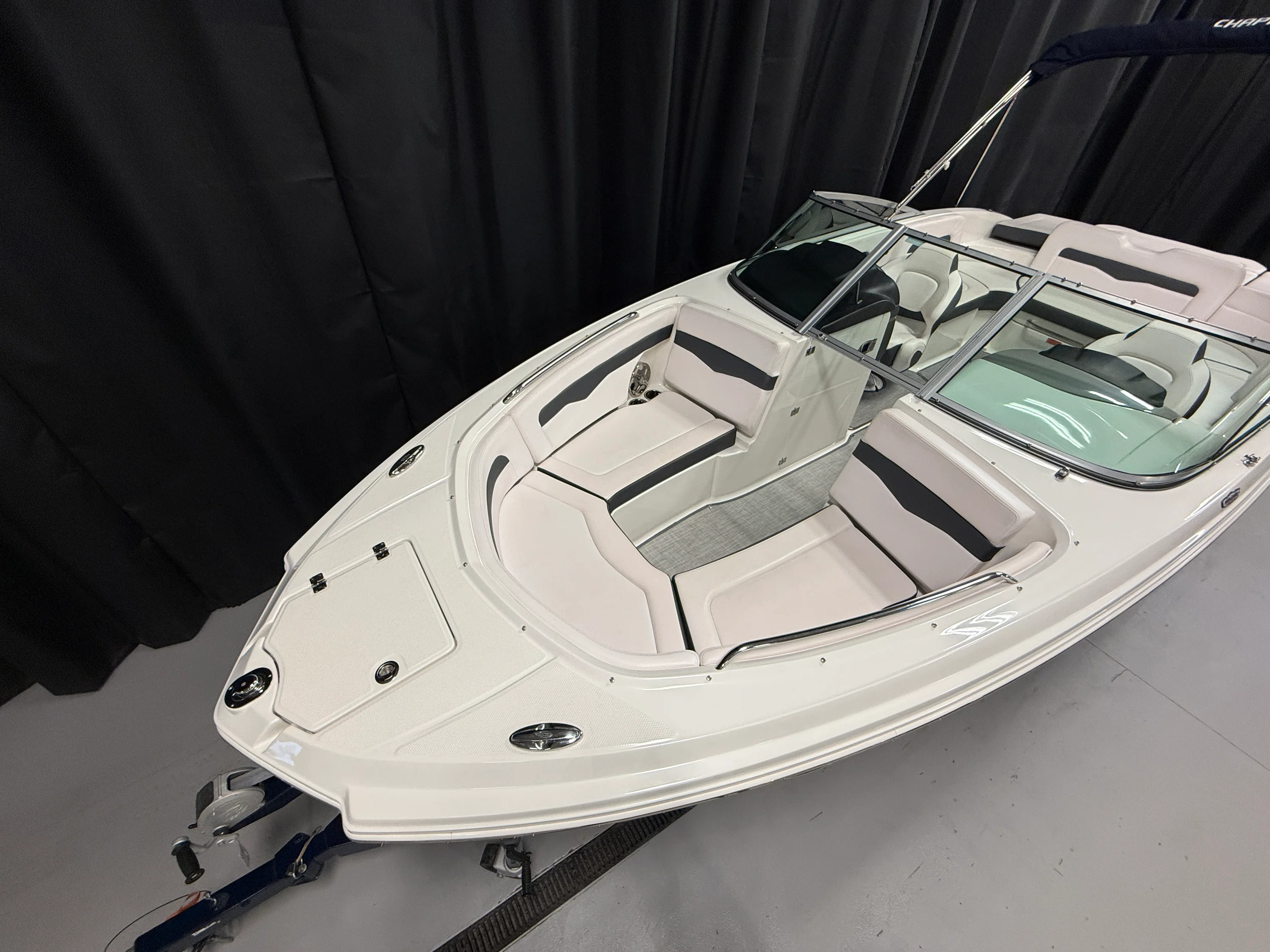 2019 Chaparral 246 Image Thumbnail #4