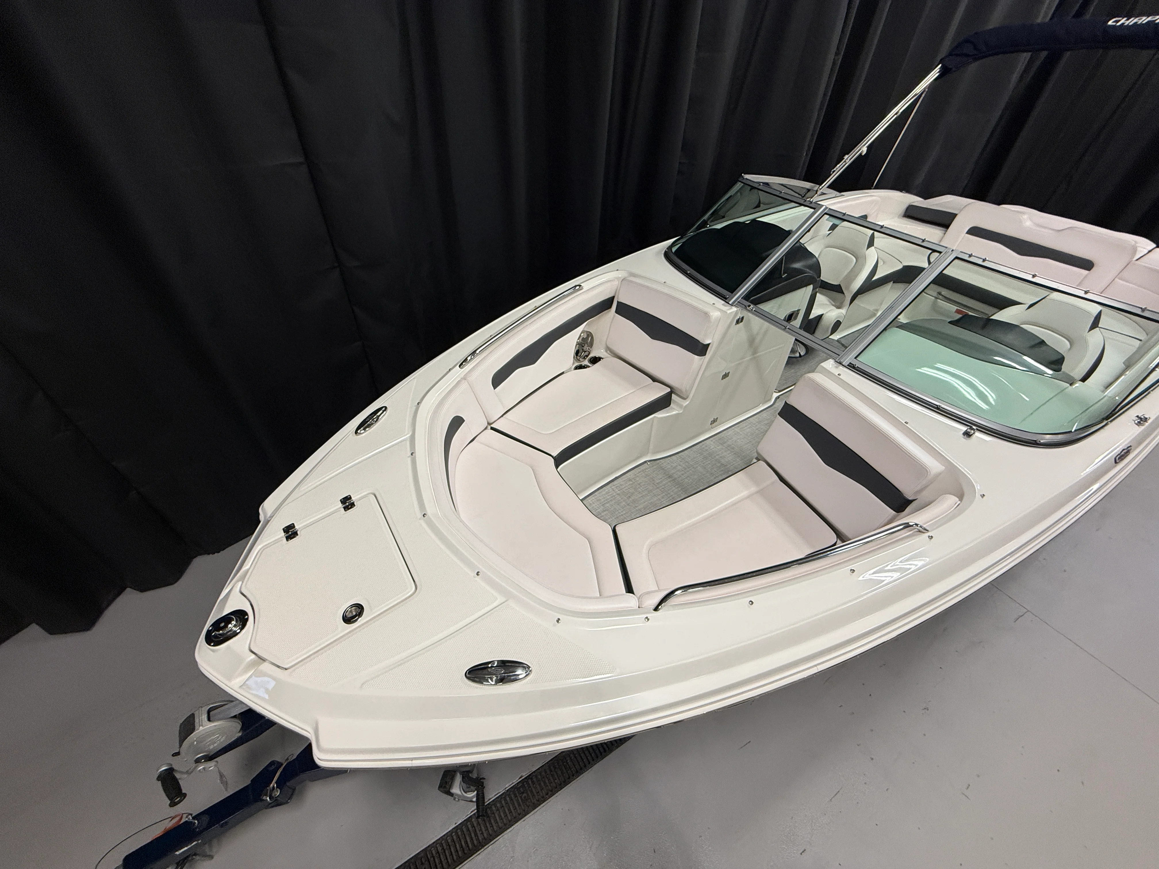 2019 Chaparral 246 Image Thumbnail #4