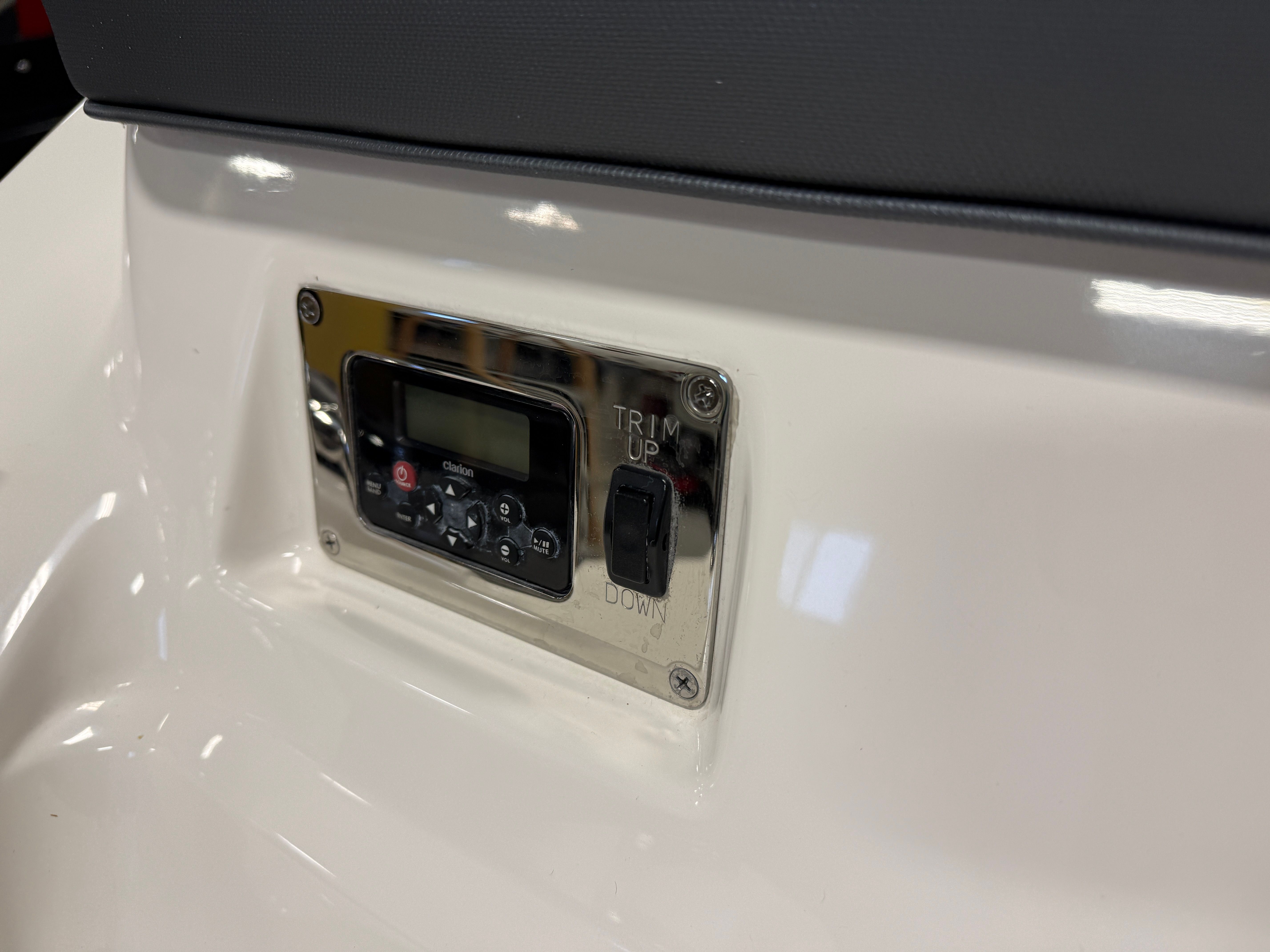 2019 Chaparral 246 Image Thumbnail #13