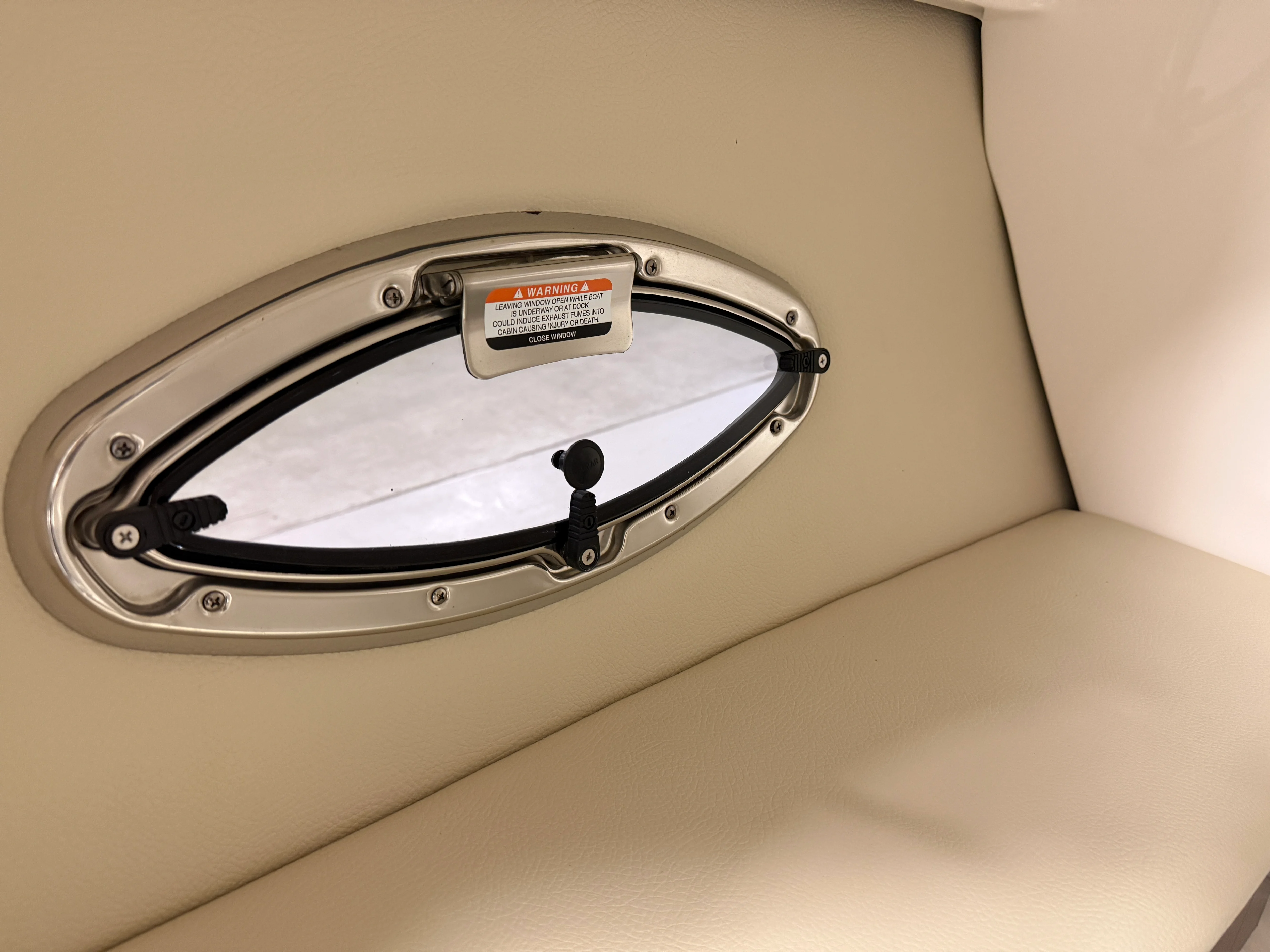 2019 Chaparral 246 Image Thumbnail #40