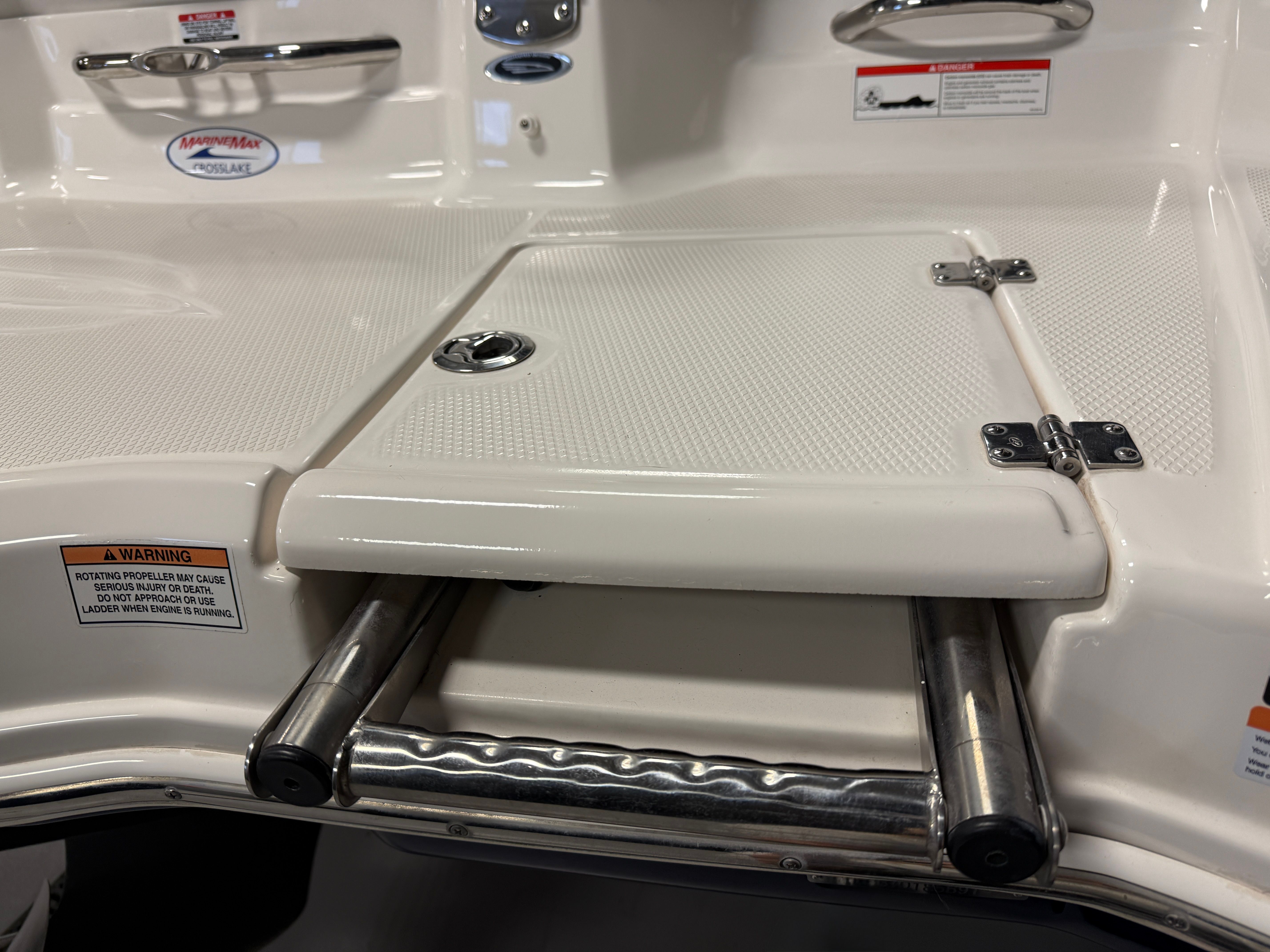 2019 Chaparral 246 Image Thumbnail #10