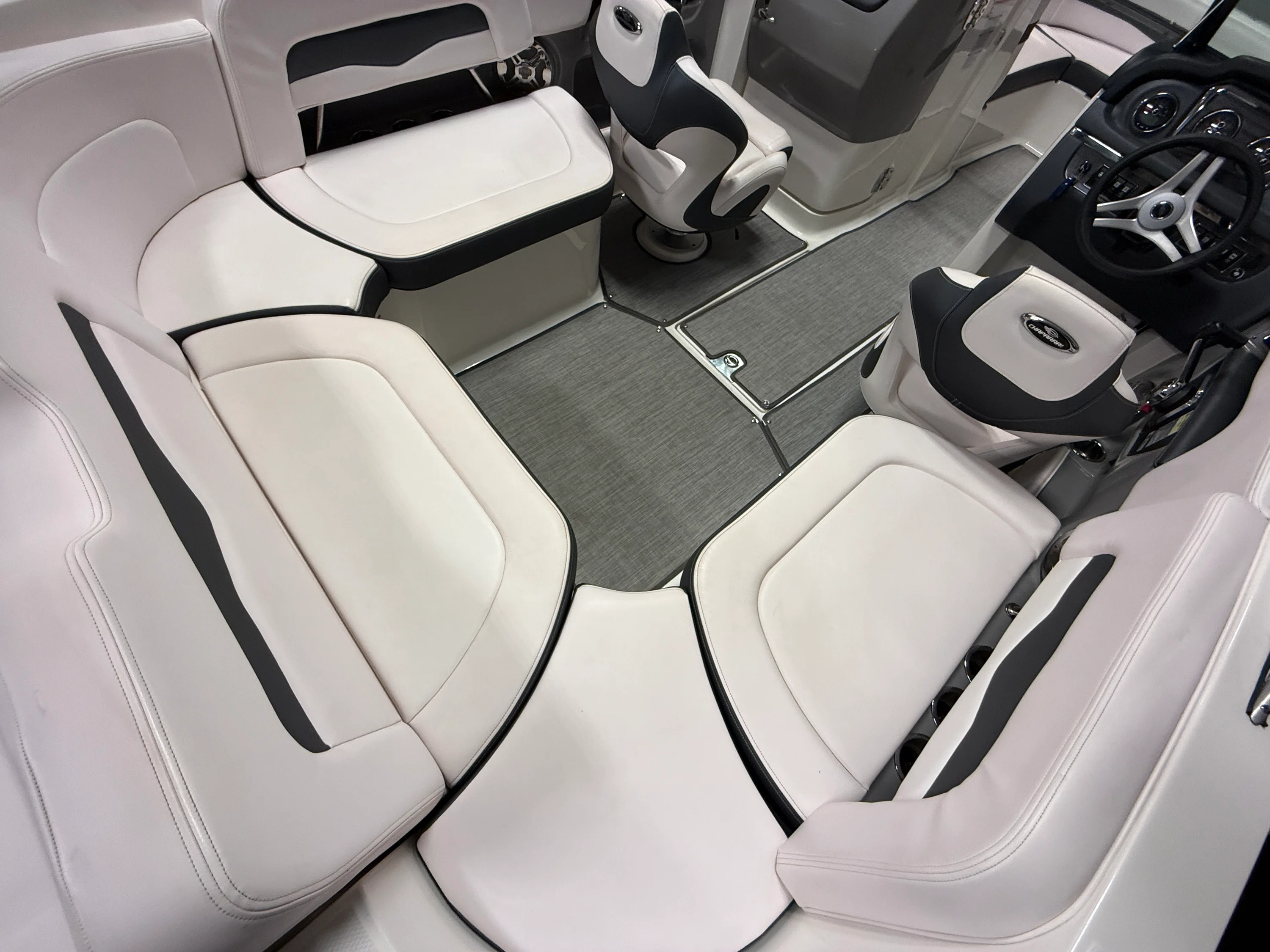 2019 Chaparral 246 Image Thumbnail #19