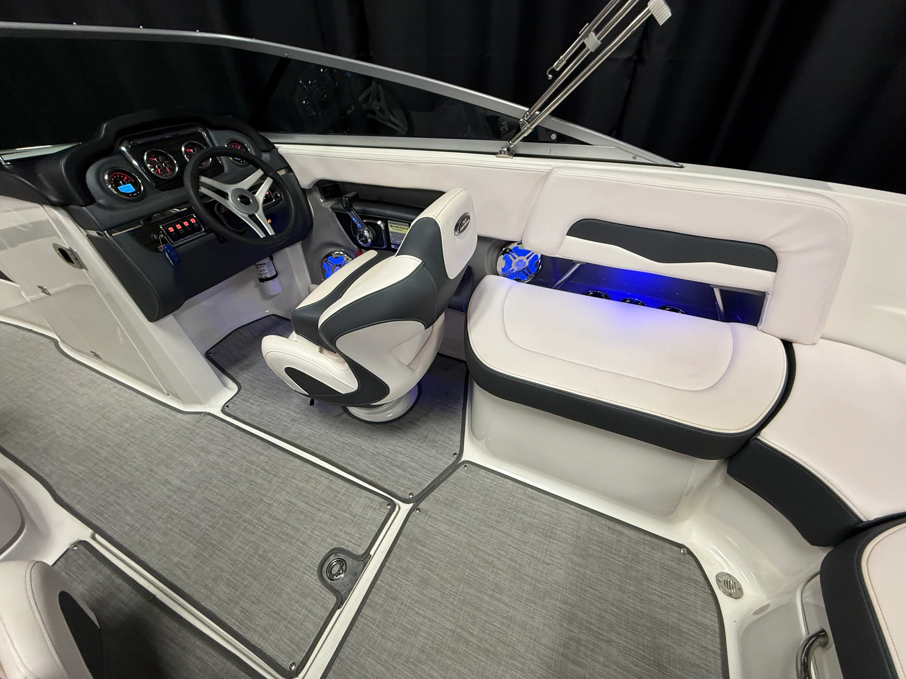 2019 Chaparral 246 Image Thumbnail #66