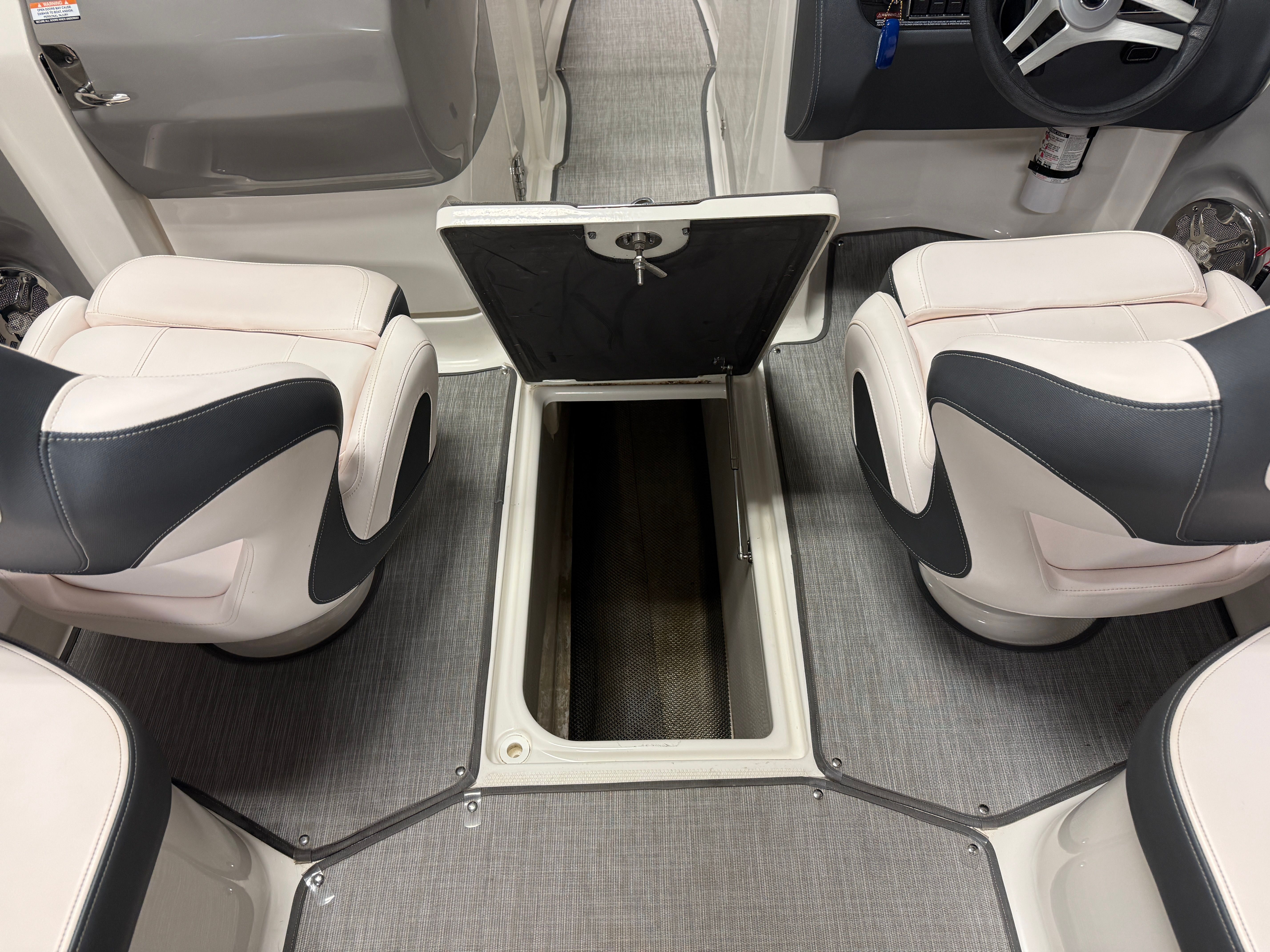 2019 Chaparral 246 Image Thumbnail #31