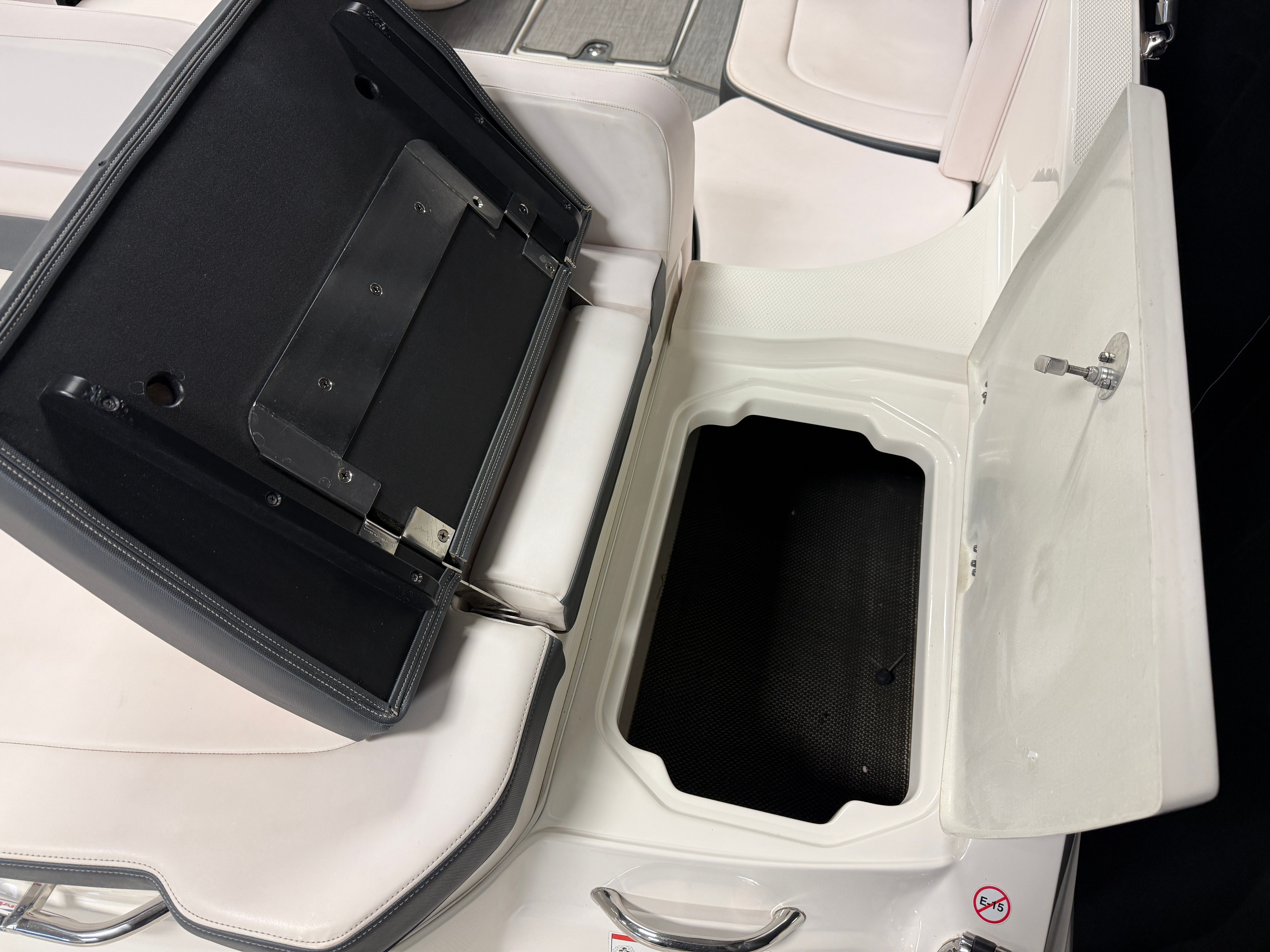 2019 Chaparral 246 Image Thumbnail #18